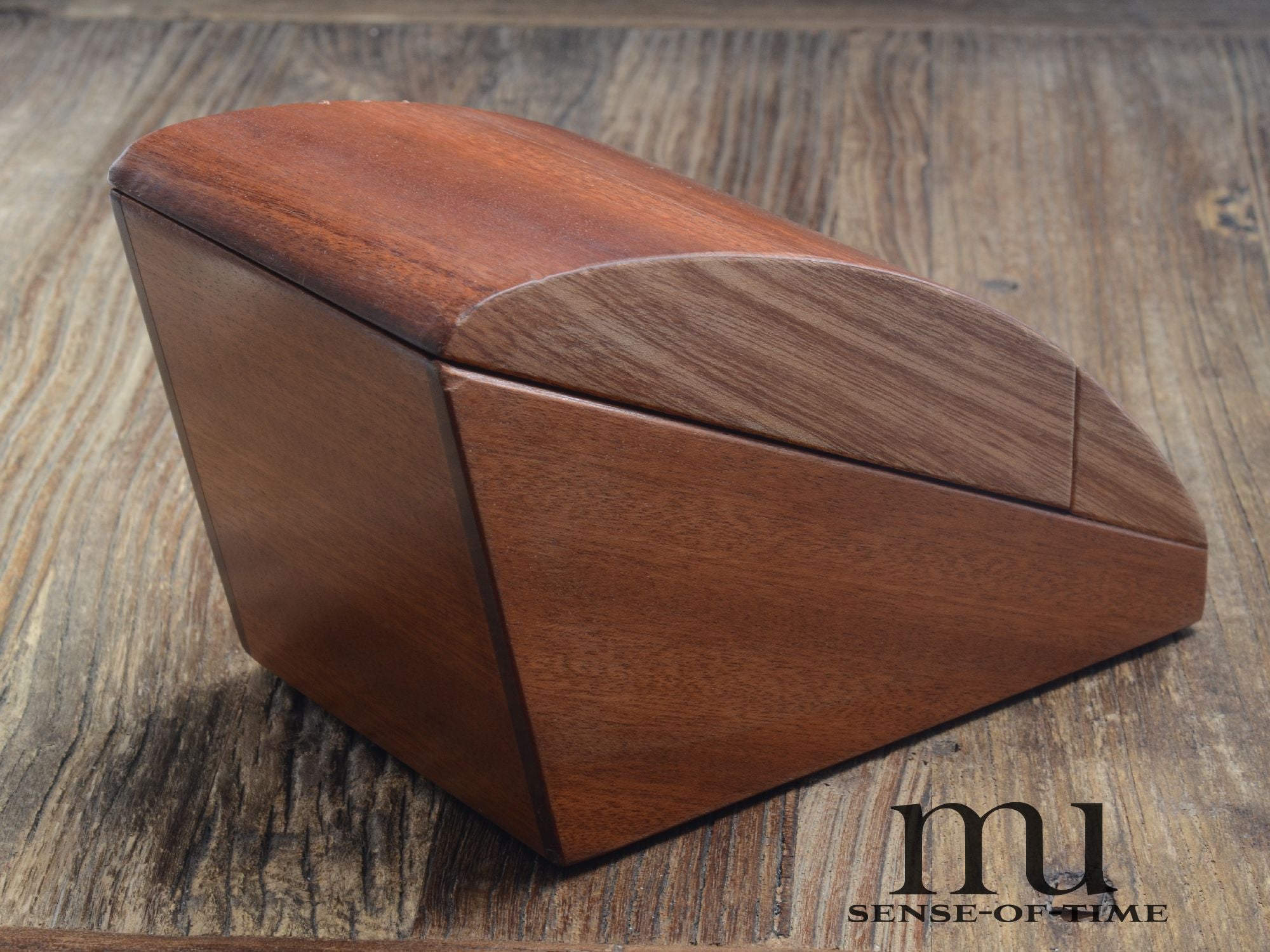 Zubehör: Omega Speedmaster Box Limited Edition