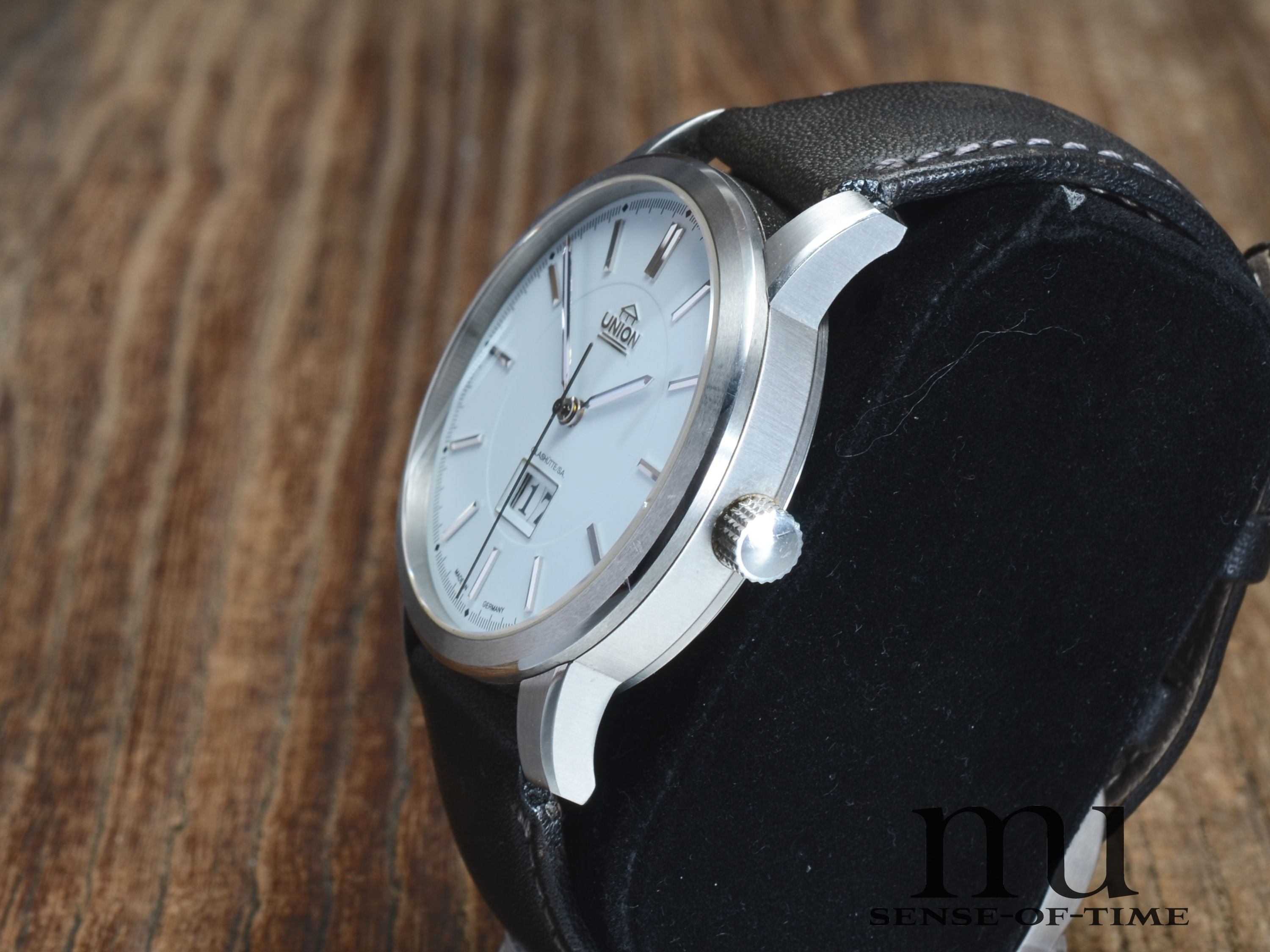 Union Glashütte Panoramadatum Cal. 26-45