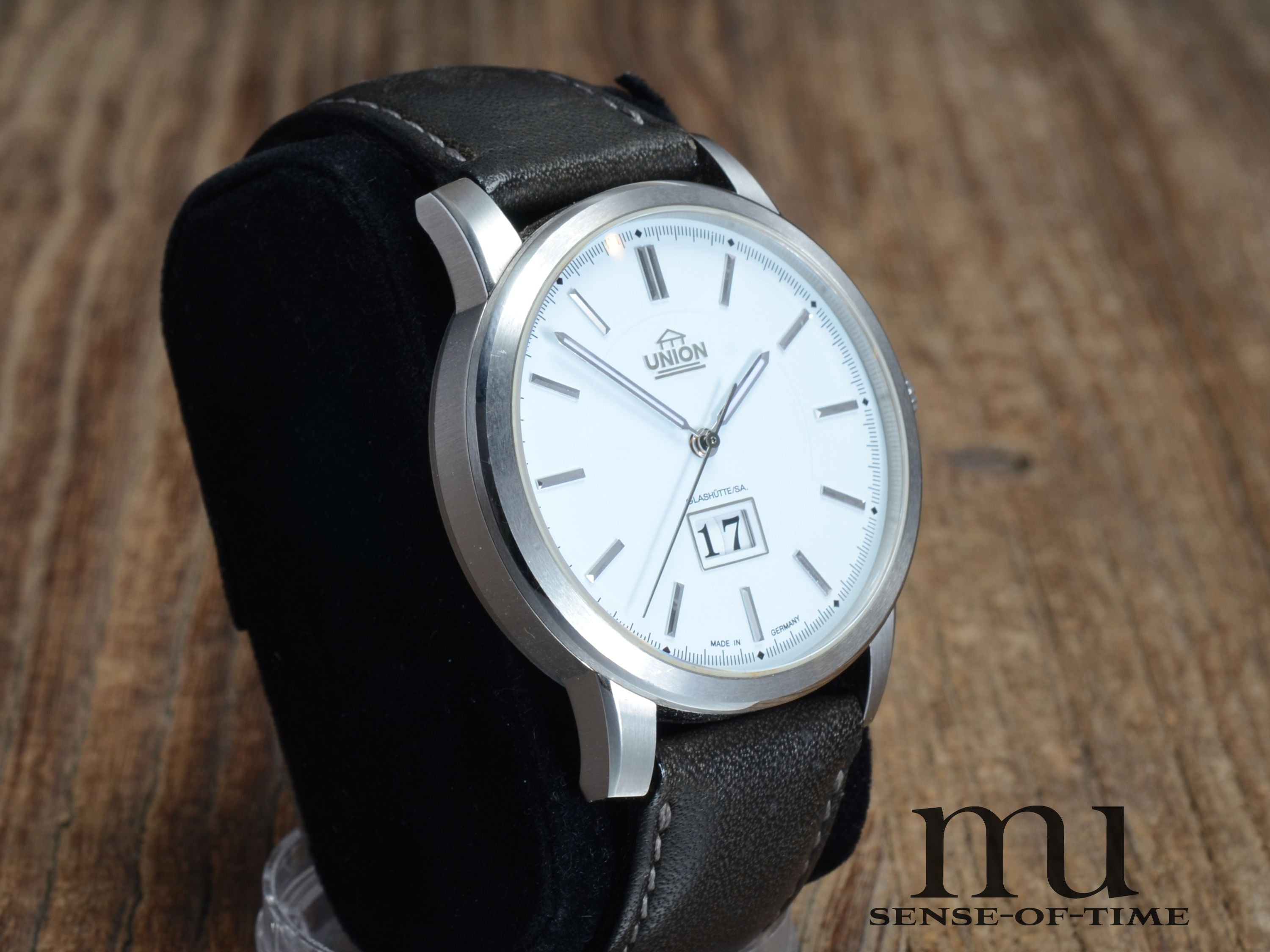 Union Glashütte Panoramadatum Cal. 26-45