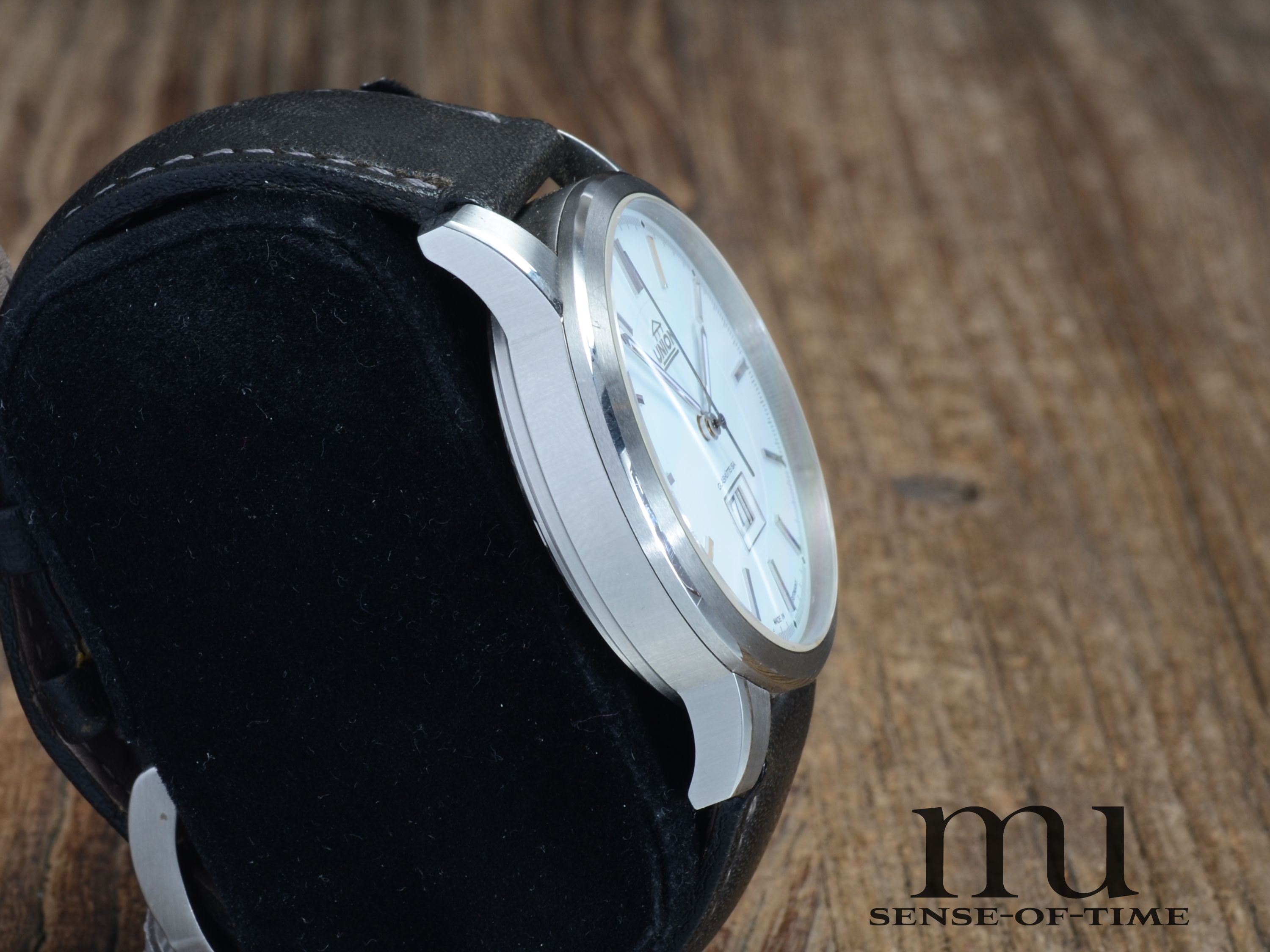 Union Glashütte Panoramadatum Cal. 26-45