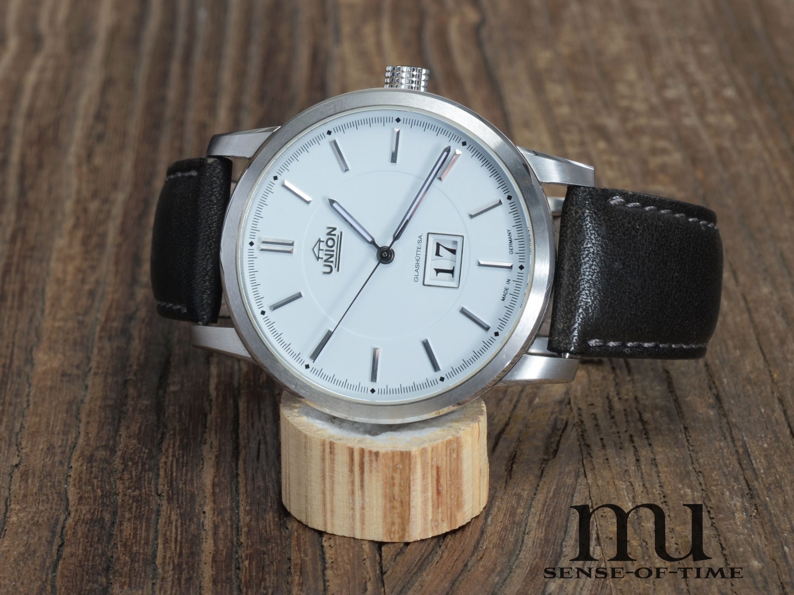 Union Glashütte Panoramadatum Cal. 26-45