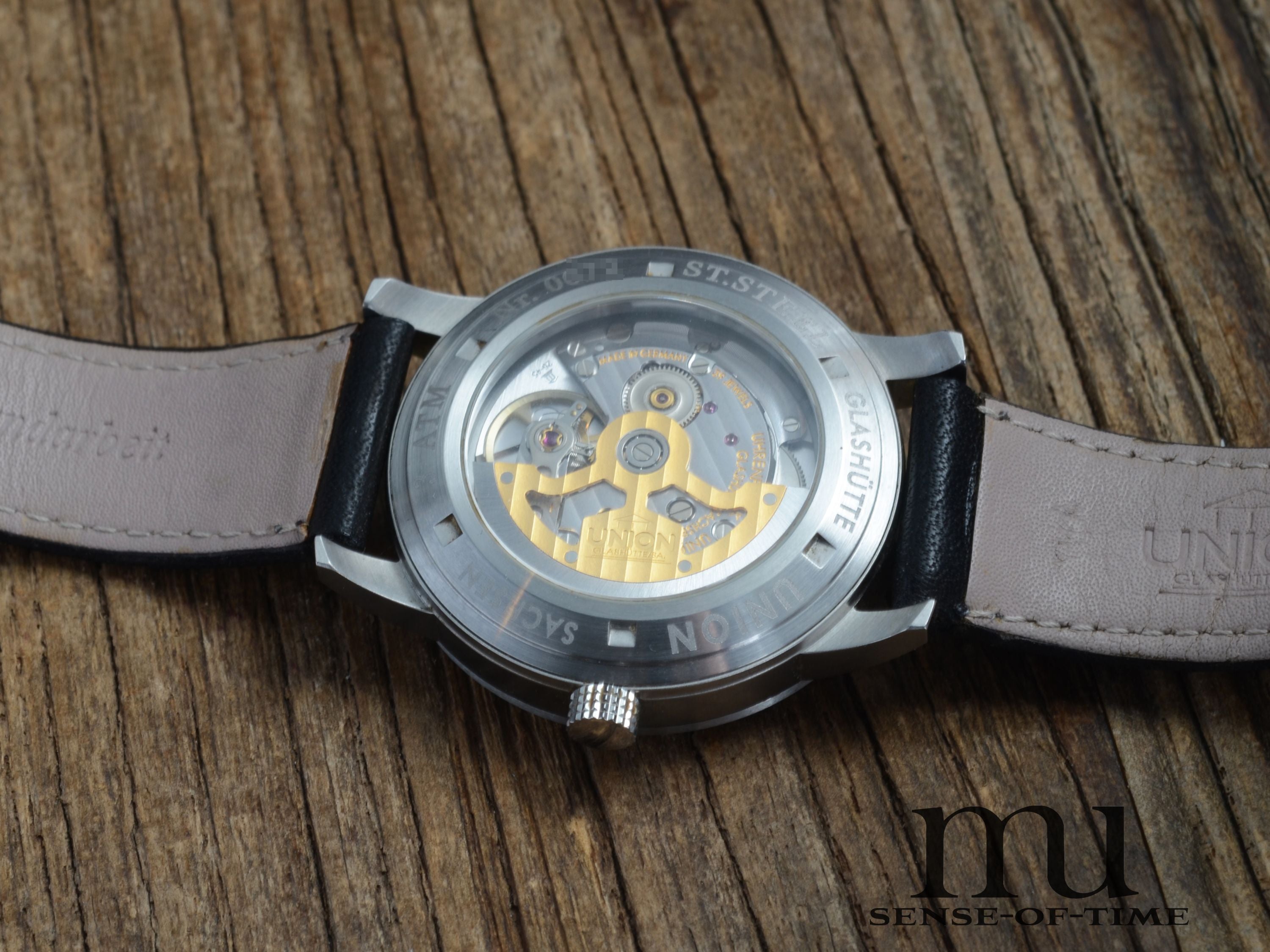 Union Glashütte Panoramadatum Cal. 26-45