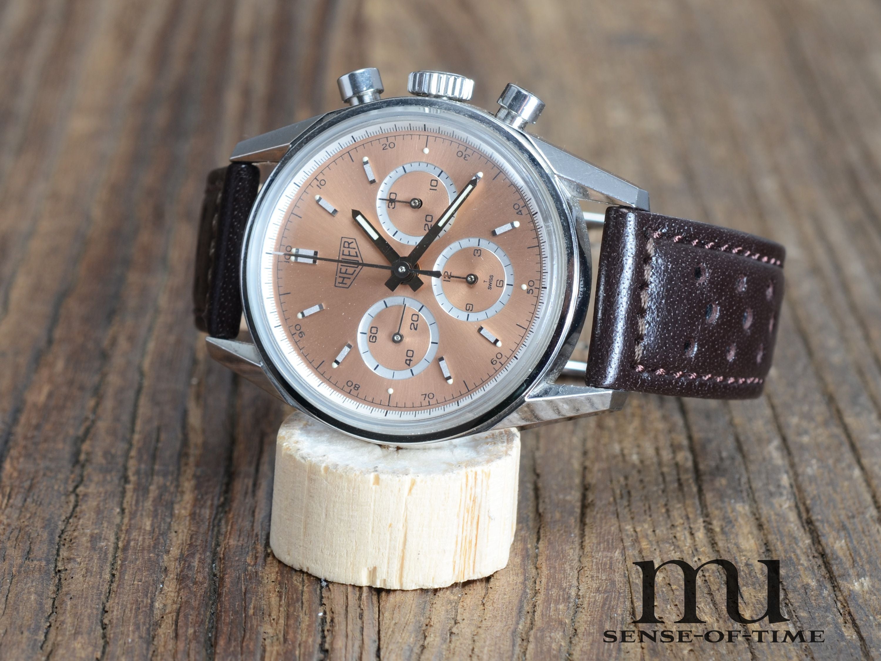 Heuer Carrera 1964 Re-Edition Lemania Handaufzug Salmon Dial, Ref.: CS3112