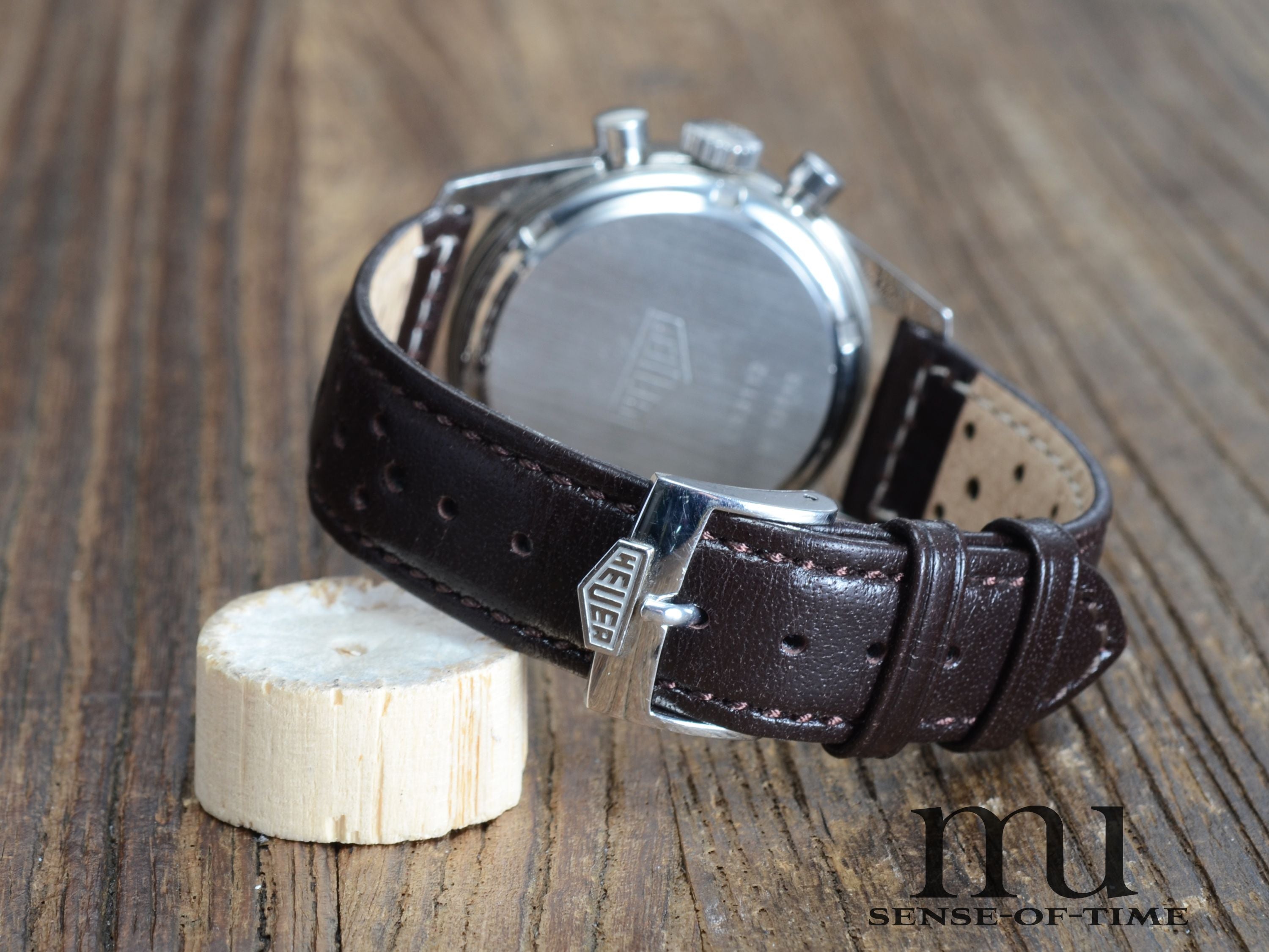 Heuer Carrera 1964 Re-Edition Lemania Handaufzug Salmon Dial, Ref.: CS3112