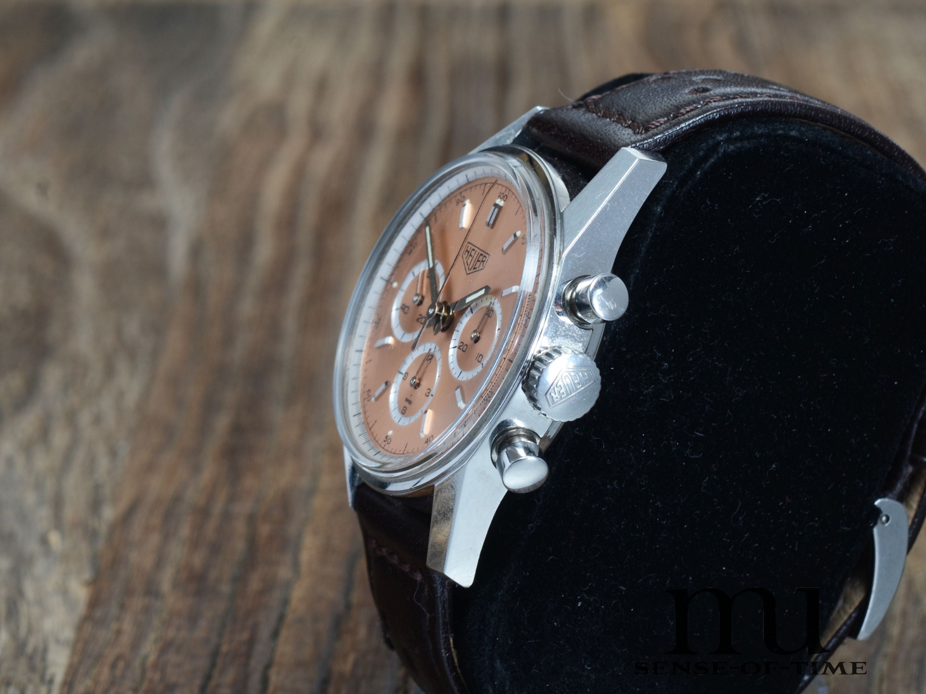 Heuer Carrera 1964 Re-Edition Lemania Handaufzug Salmon Dial, Ref.: CS3112