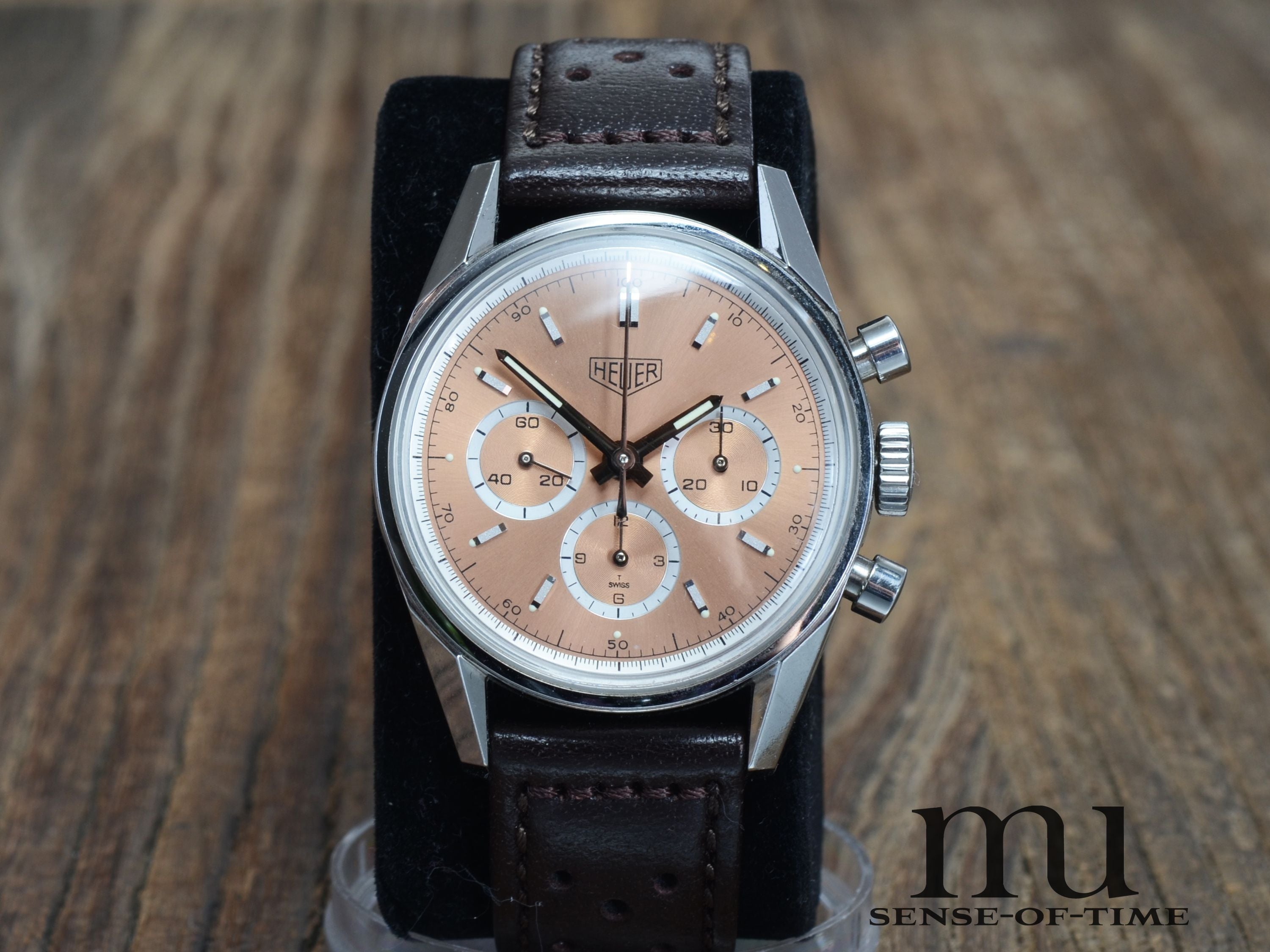 Heuer Carrera 1964 Re-Edition Lemania Handaufzug Salmon Dial, Ref.: CS3112