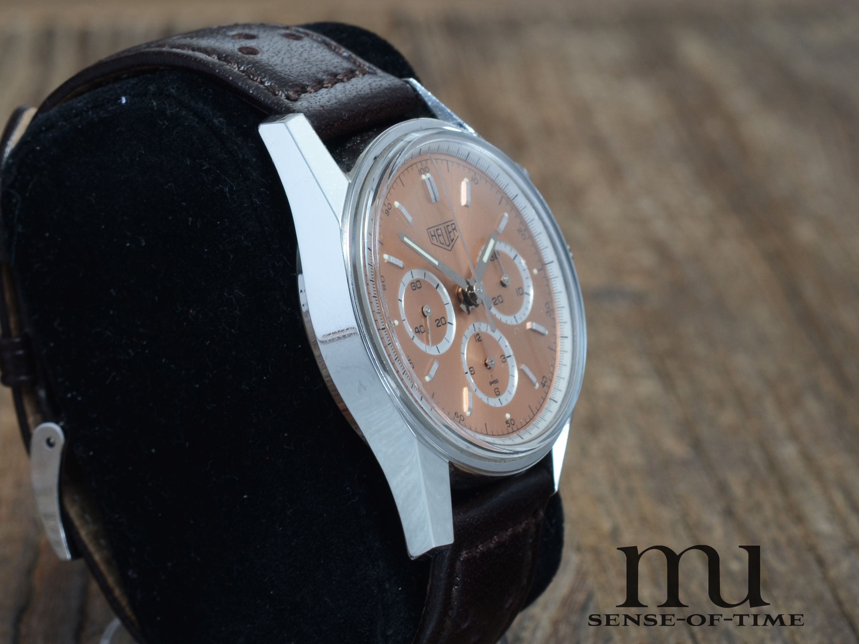 Heuer Carrera 1964 Re-Edition Lemania Handaufzug Salmon Dial, Ref.: CS3112