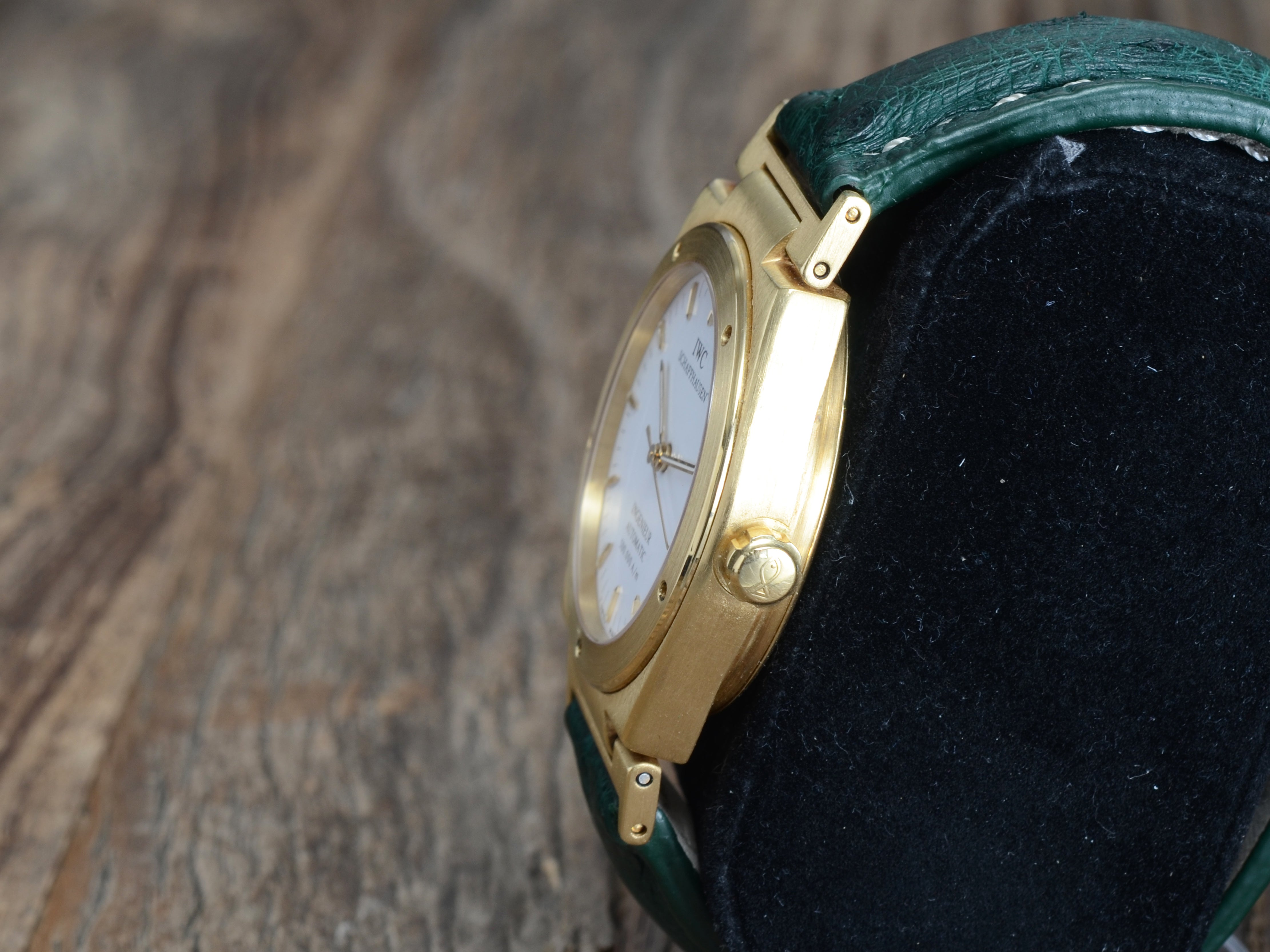 IWC Ingenieur 18kt Gold 500.000 A/m, IW3518