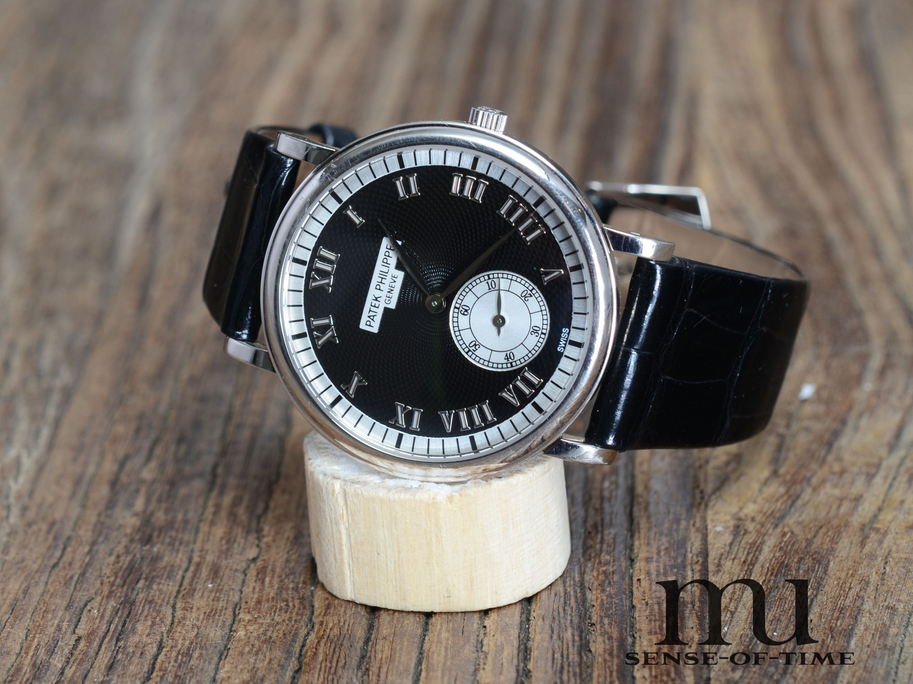 Patek Philippe Calatrava Officer 18kt Weißgold, Ref.: 5022G