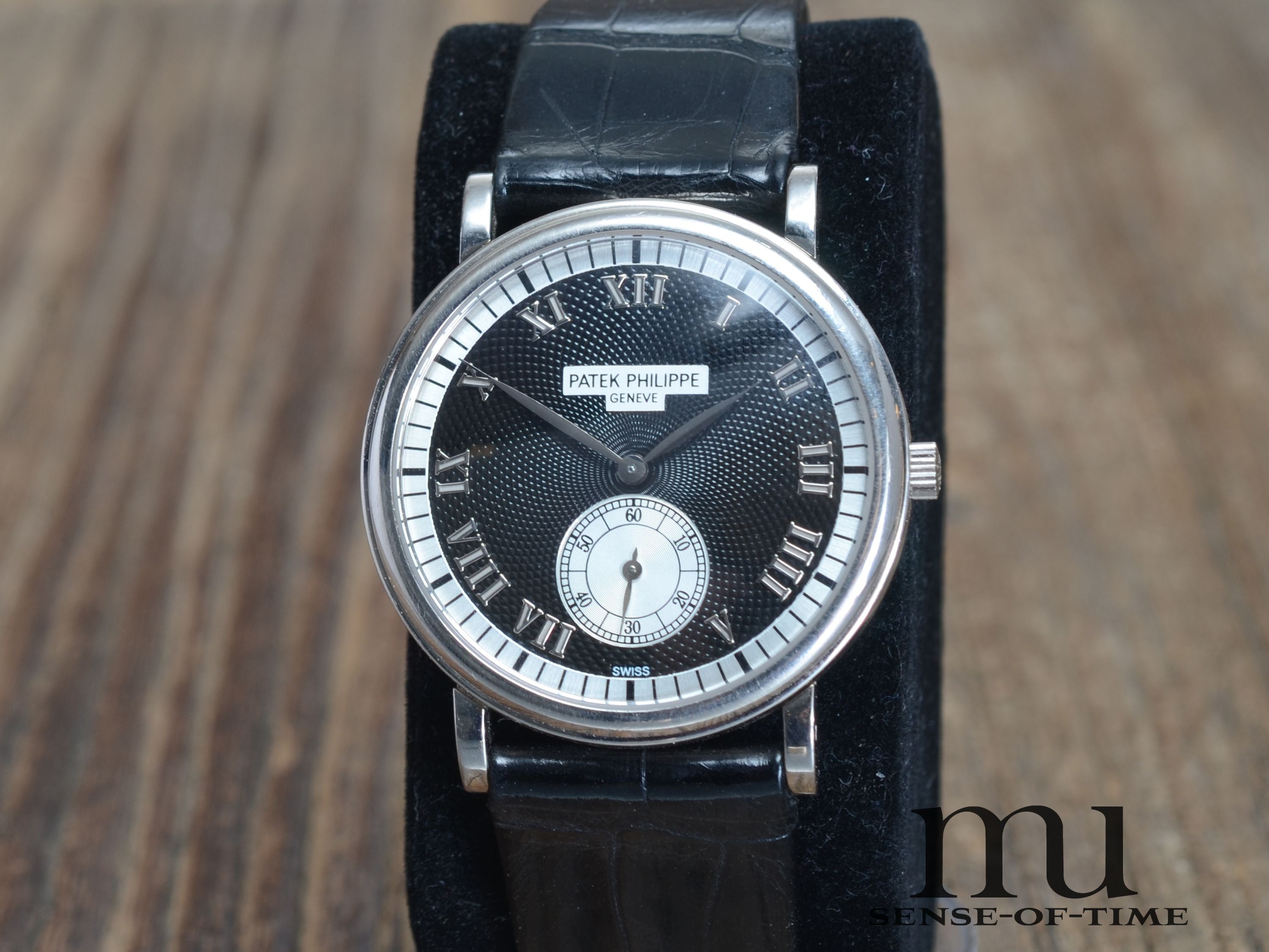 Patek Philippe Calatrava Officer 18kt Weißgold, Ref.: 5022G