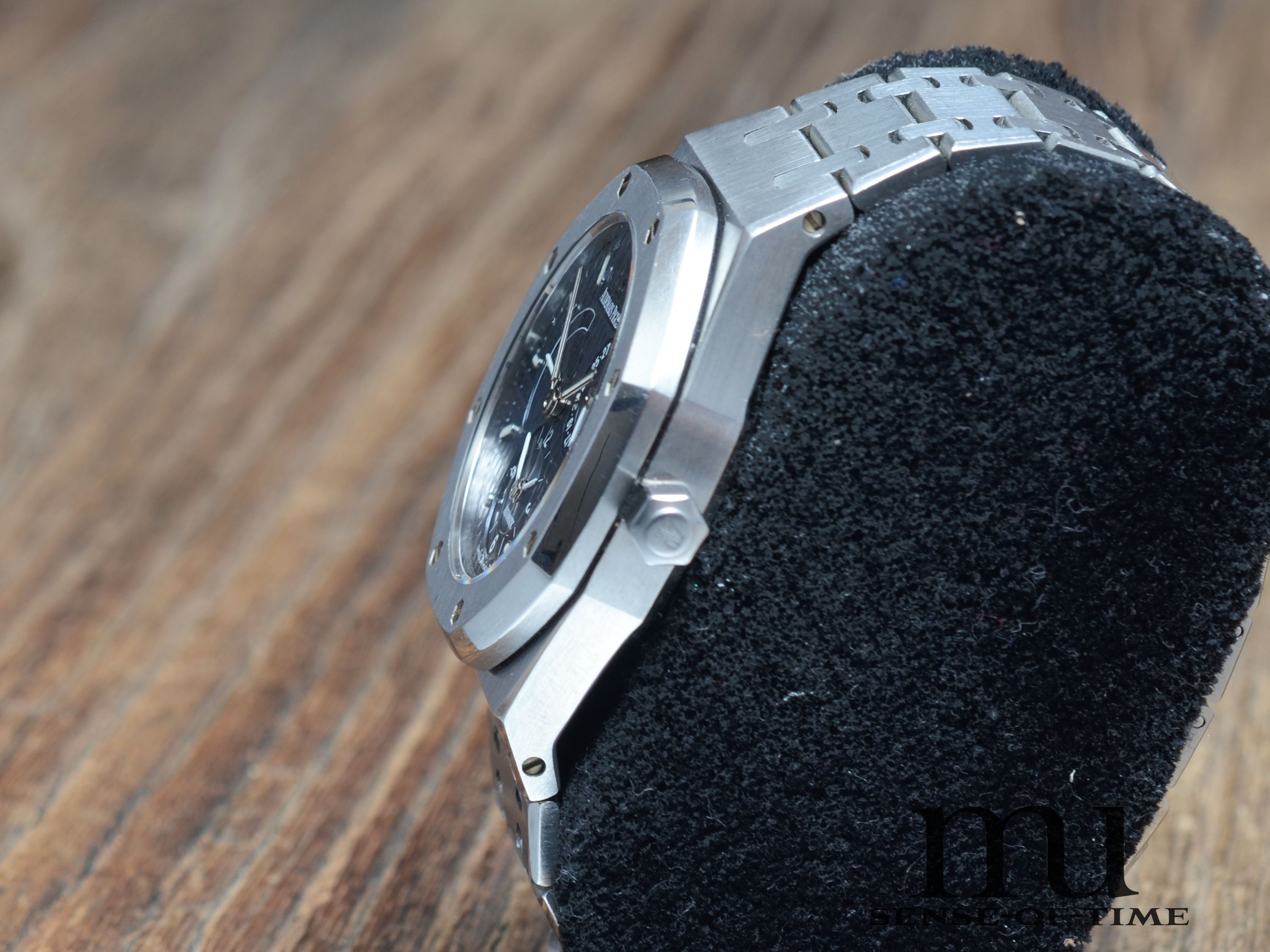 Audemars Piguet Royal Oak Dual Time Blue Dial, Ref.: 25730ST