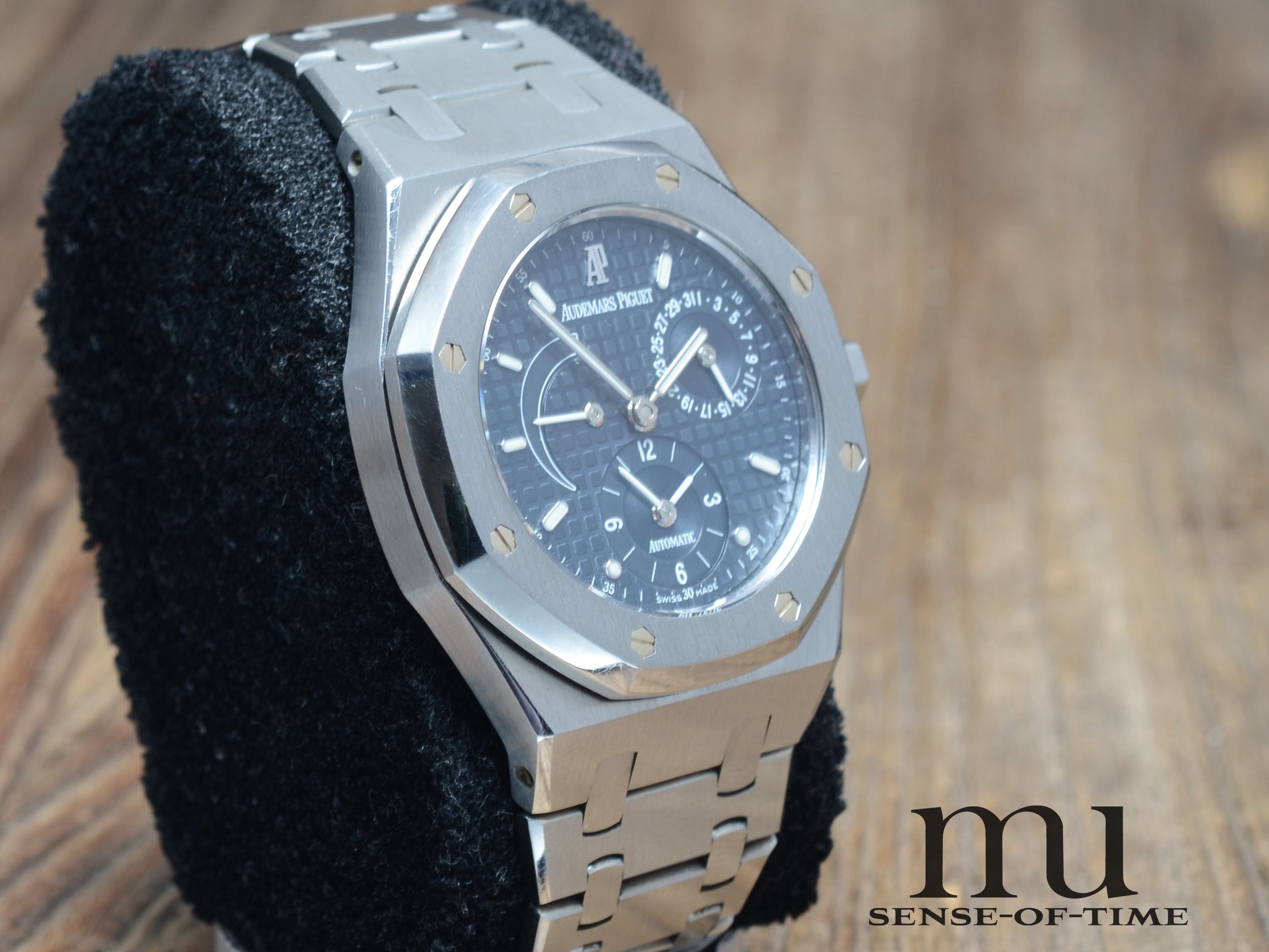 Audemars Piguet Royal Oak Dual Time Blue Dial, Ref.: 25730ST