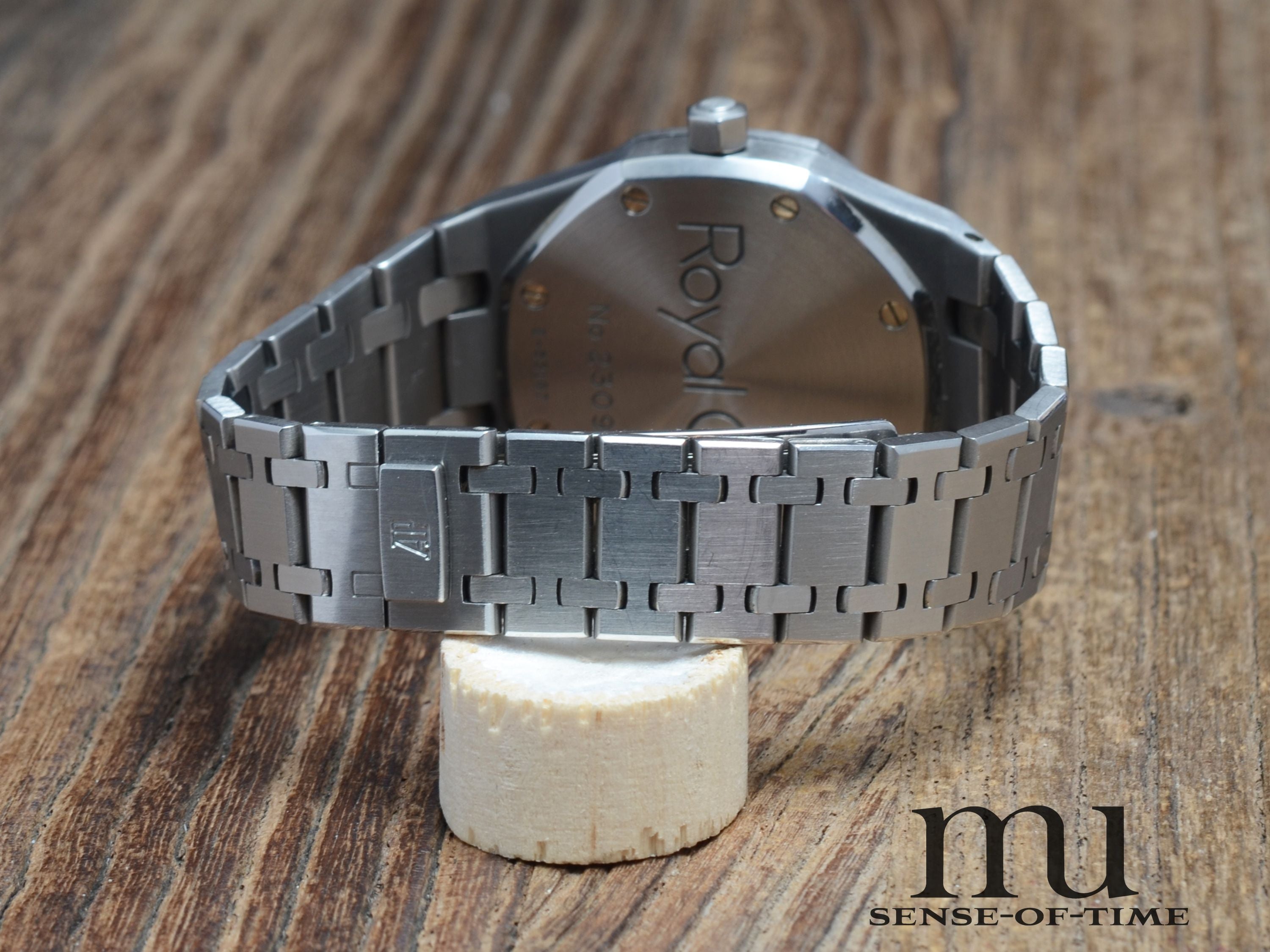 Audemars Piguet Royal Oak Dual Time Blue Dial, Ref.: 25730ST