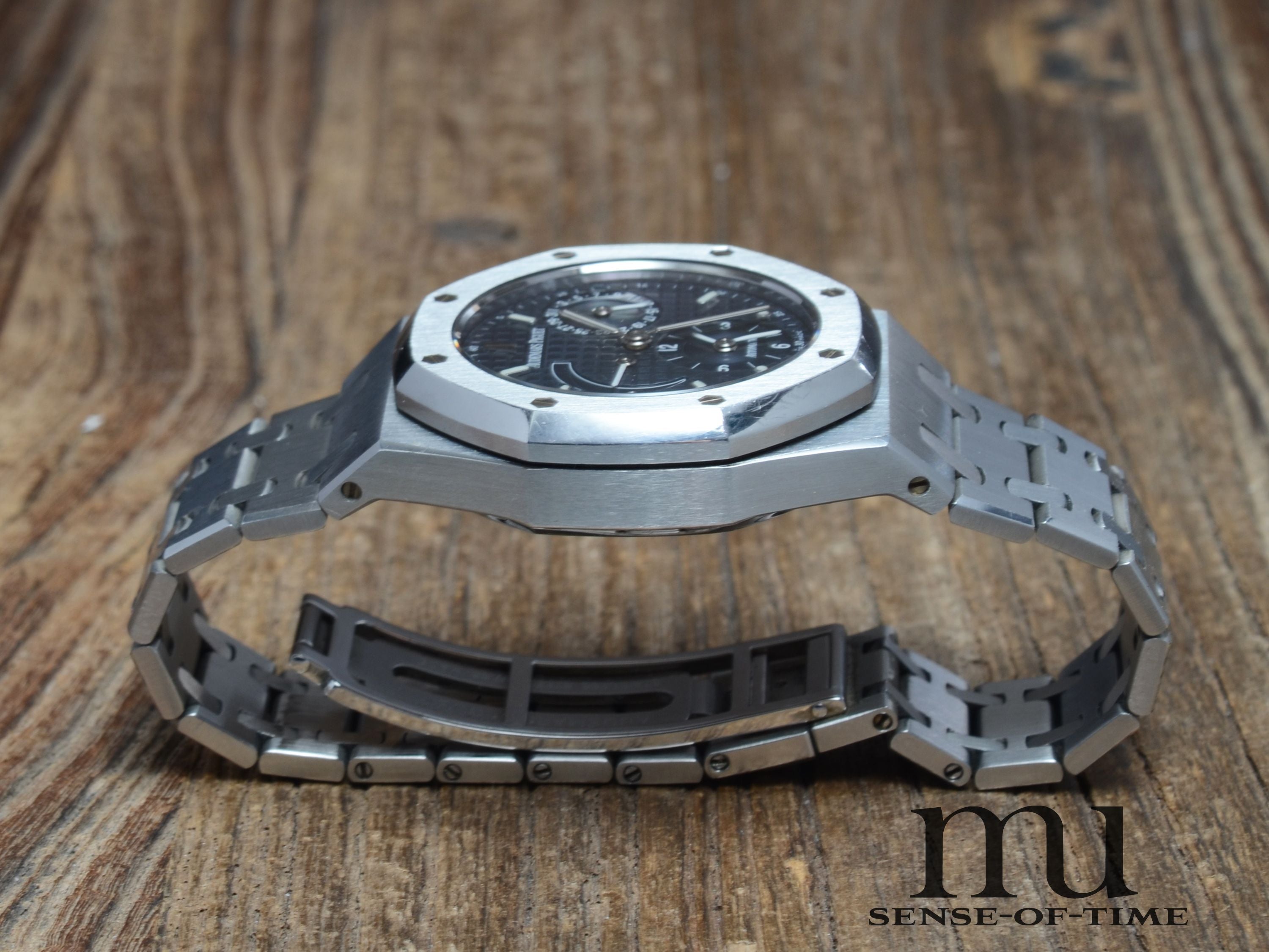 Audemars Piguet Royal Oak Dual Time Blue Dial, Ref.: 25730ST