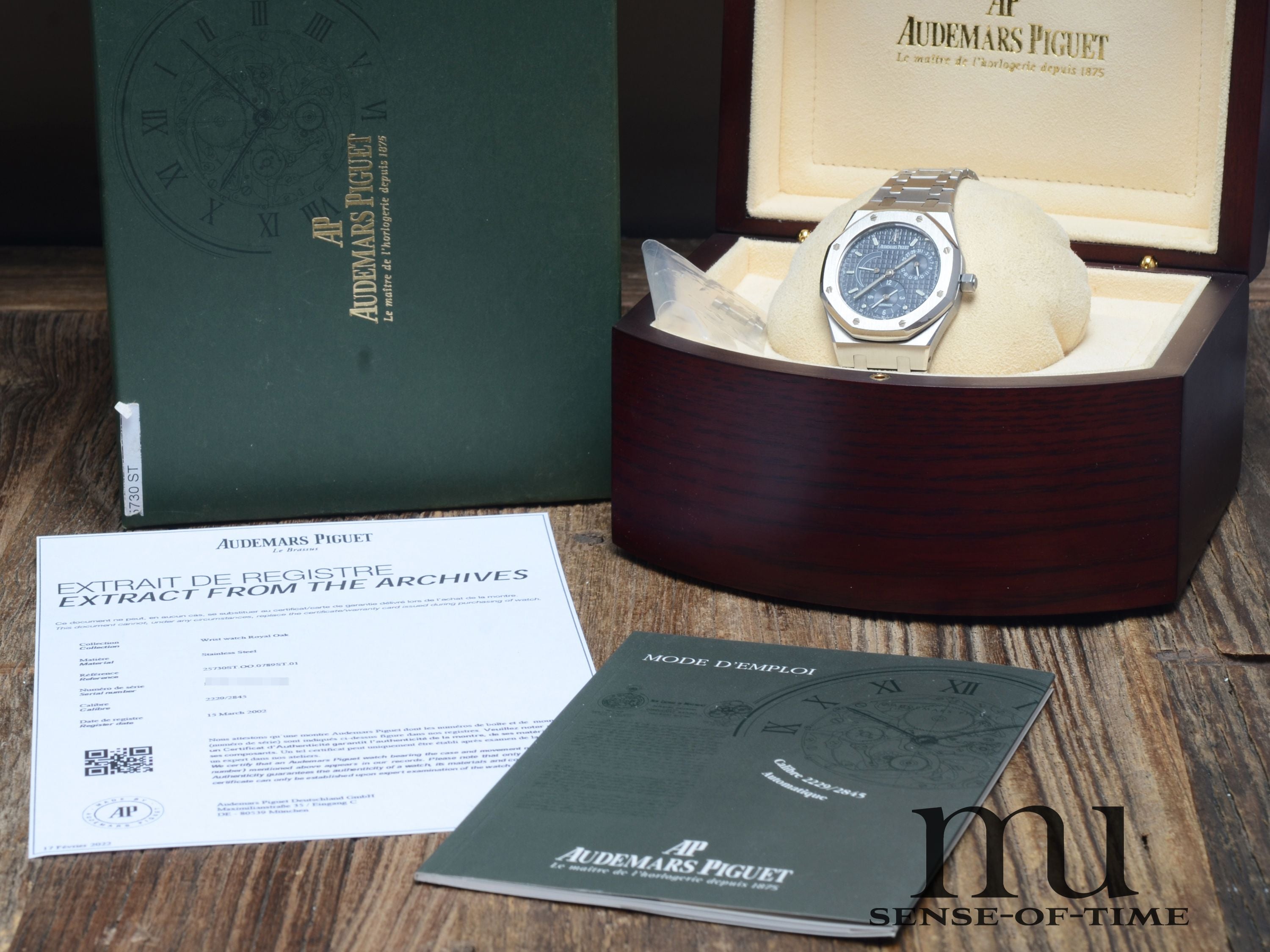 Audemars Piguet Royal Oak Dual Time Blue Dial, Ref.: 25730ST