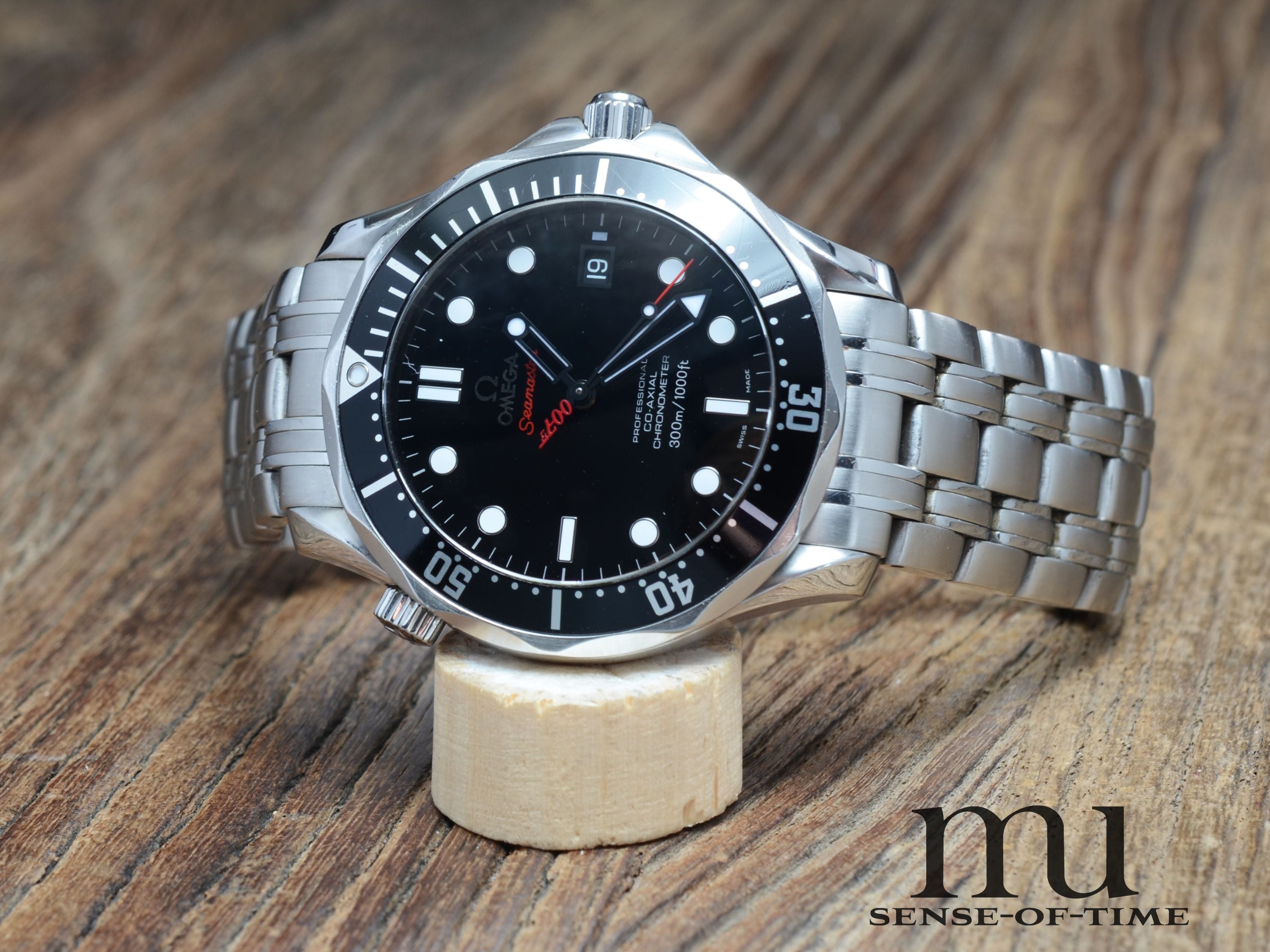 Omega Seamaster Prof. James Bond 007 Limited Edition, Ref.: 212.30.41.20.01.001
