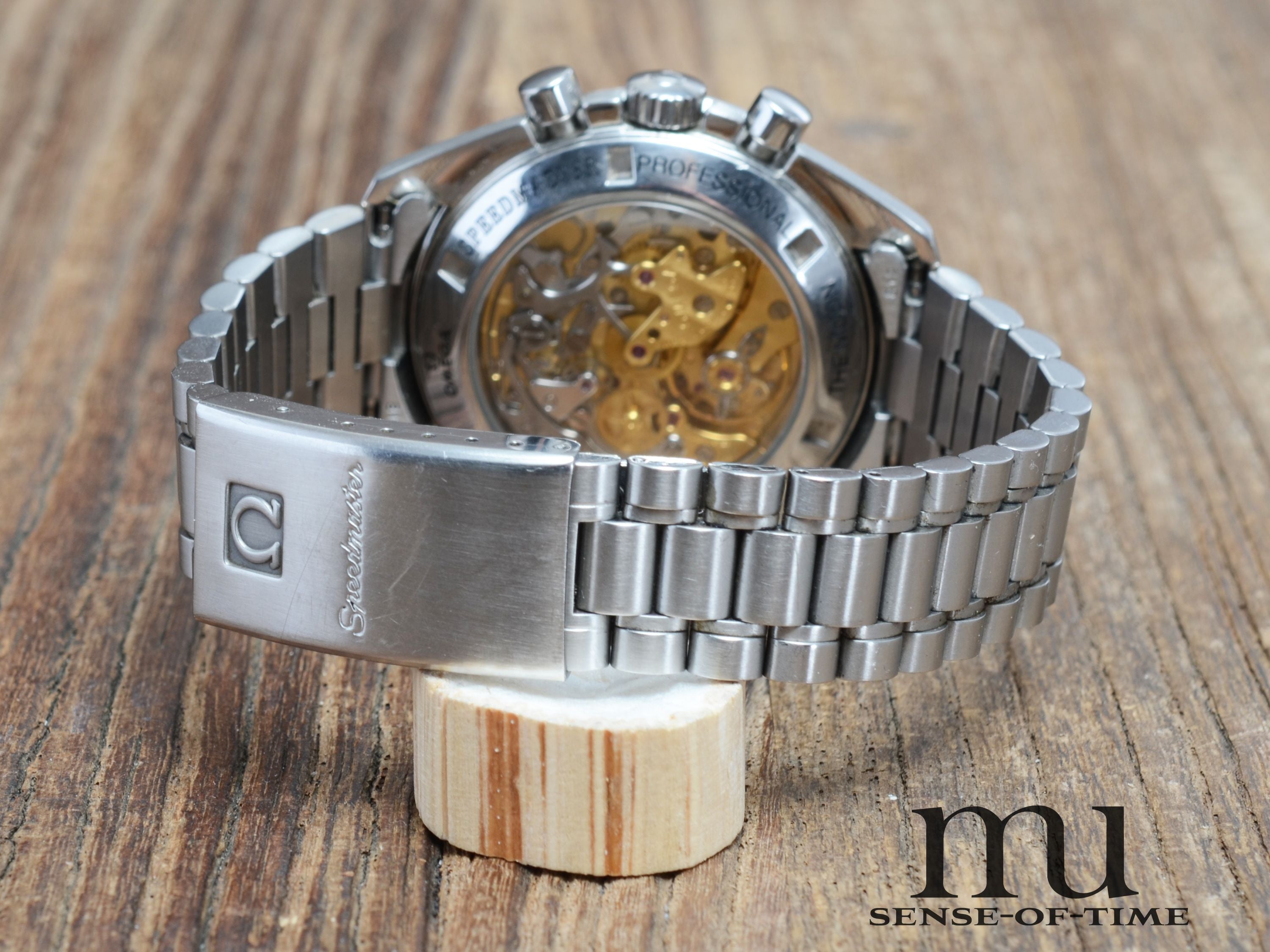 Omega Speedmaster Vintage Tritium Display Back