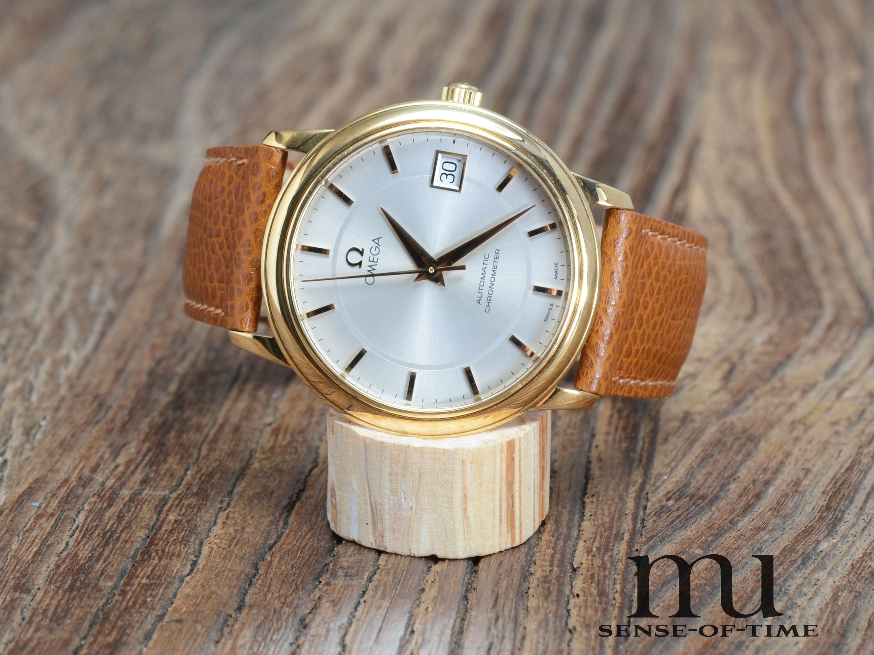 Omega deVille Prestige 18kt Gold Automatic Chronometer