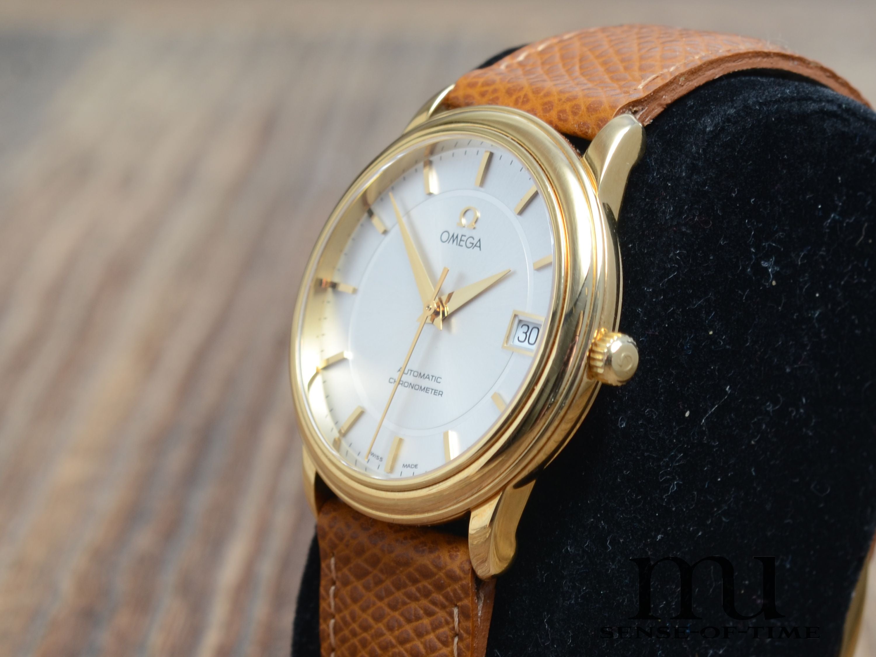 Omega deVille Prestige 18kt Gold Automatic Chronometer