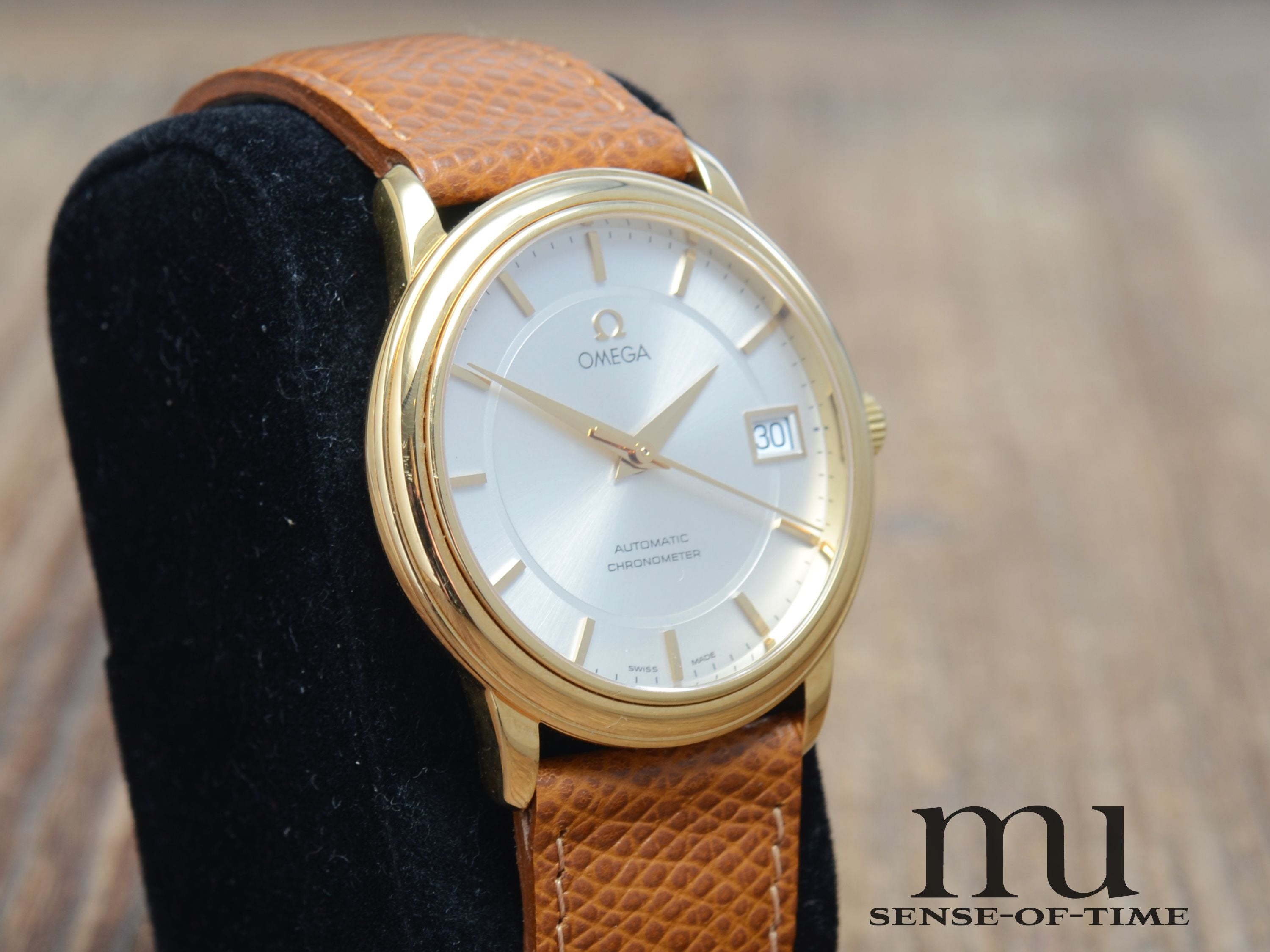 Omega deVille Prestige 18kt Gold Automatic Chronometer