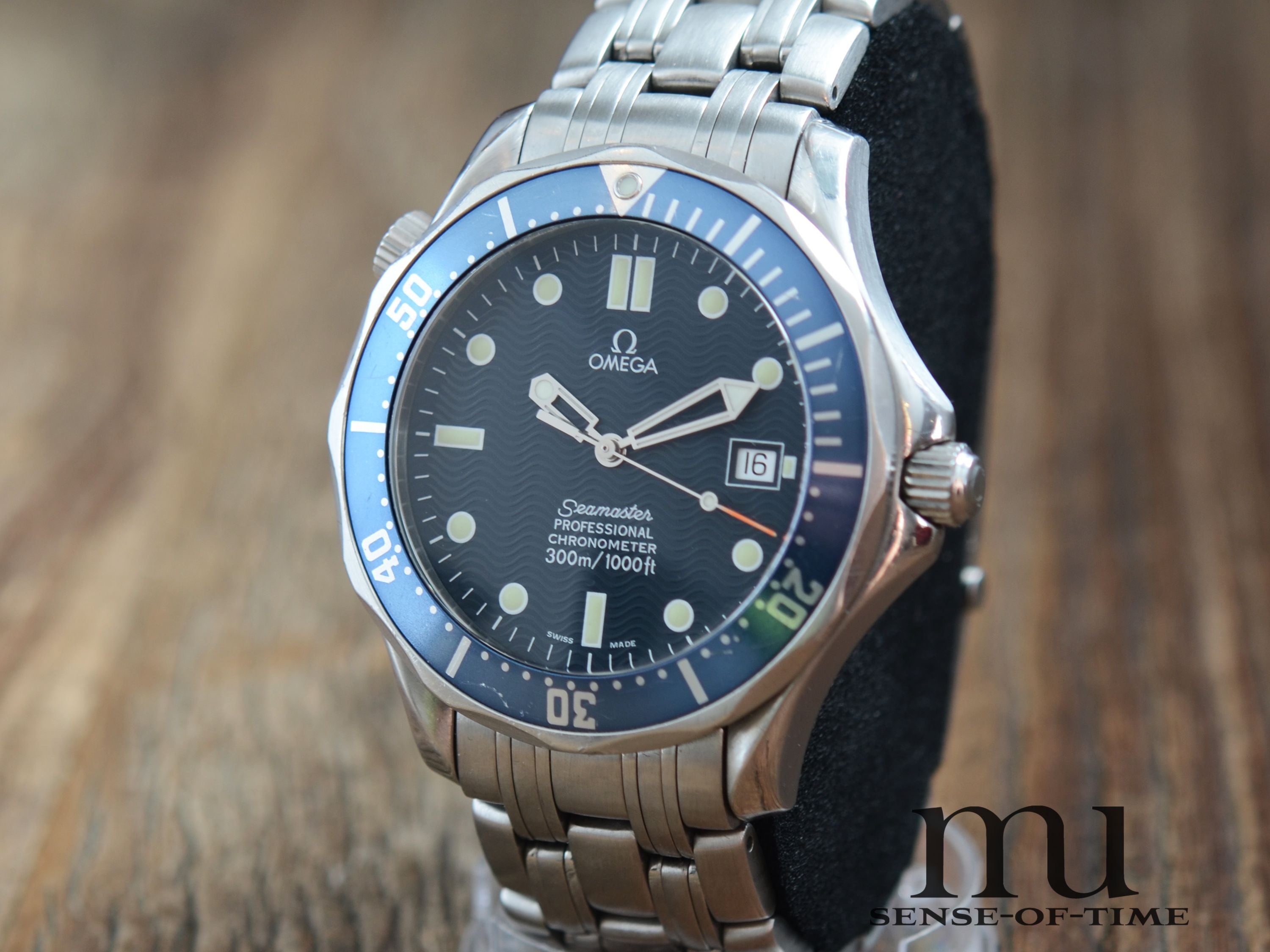Omega Seamaster Professional Blue Wave Dial, Ref.: 2531.80.00