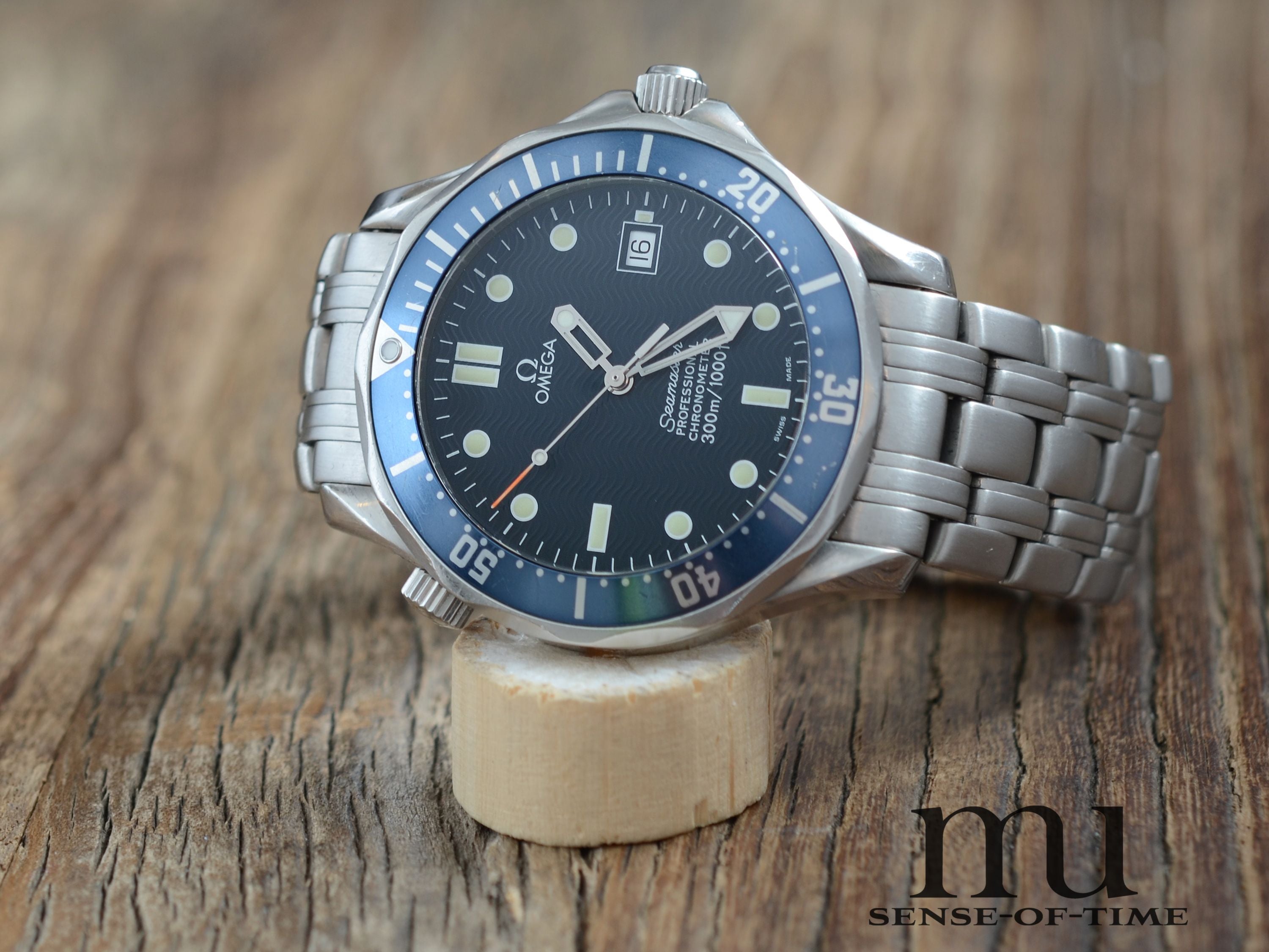 Omega Seamaster Professional Blue Wave Dial, Ref.: 2531.80.00