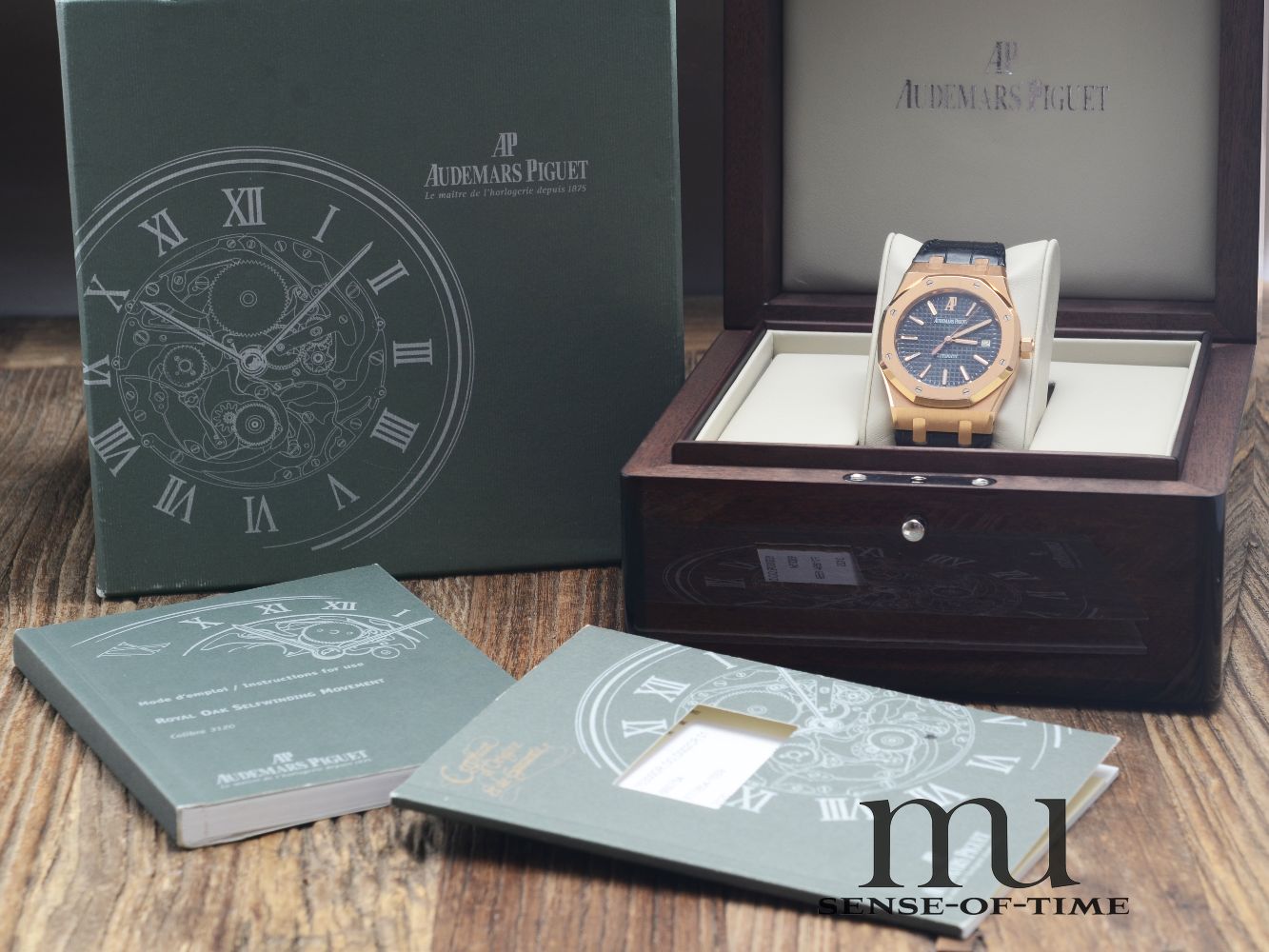 Audemars Piguet Royal Oak 18kt Gold Ref: 15300OR