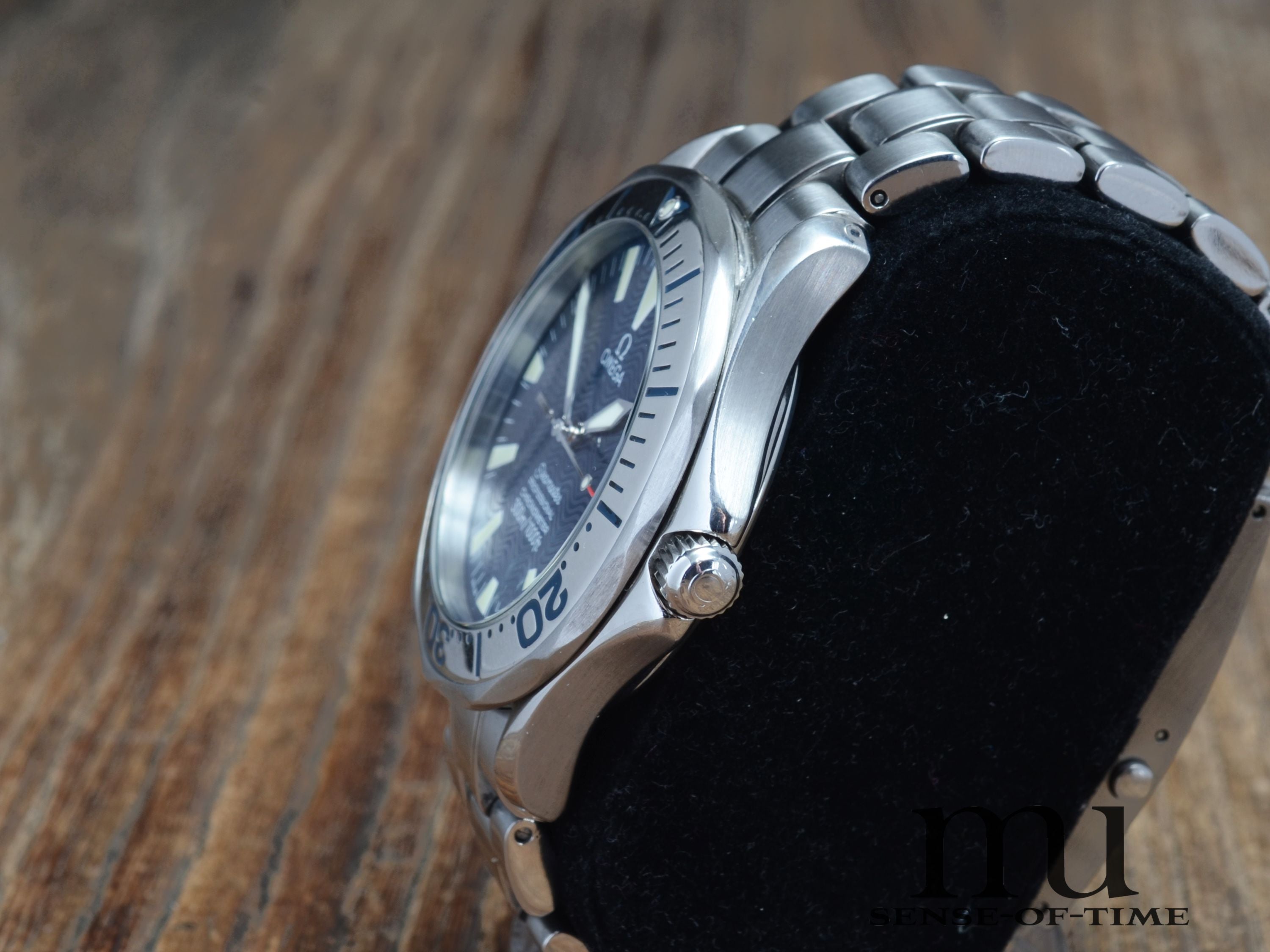 Omega Seamaster Professional Electric Blue, Ref.: 2255.80.00