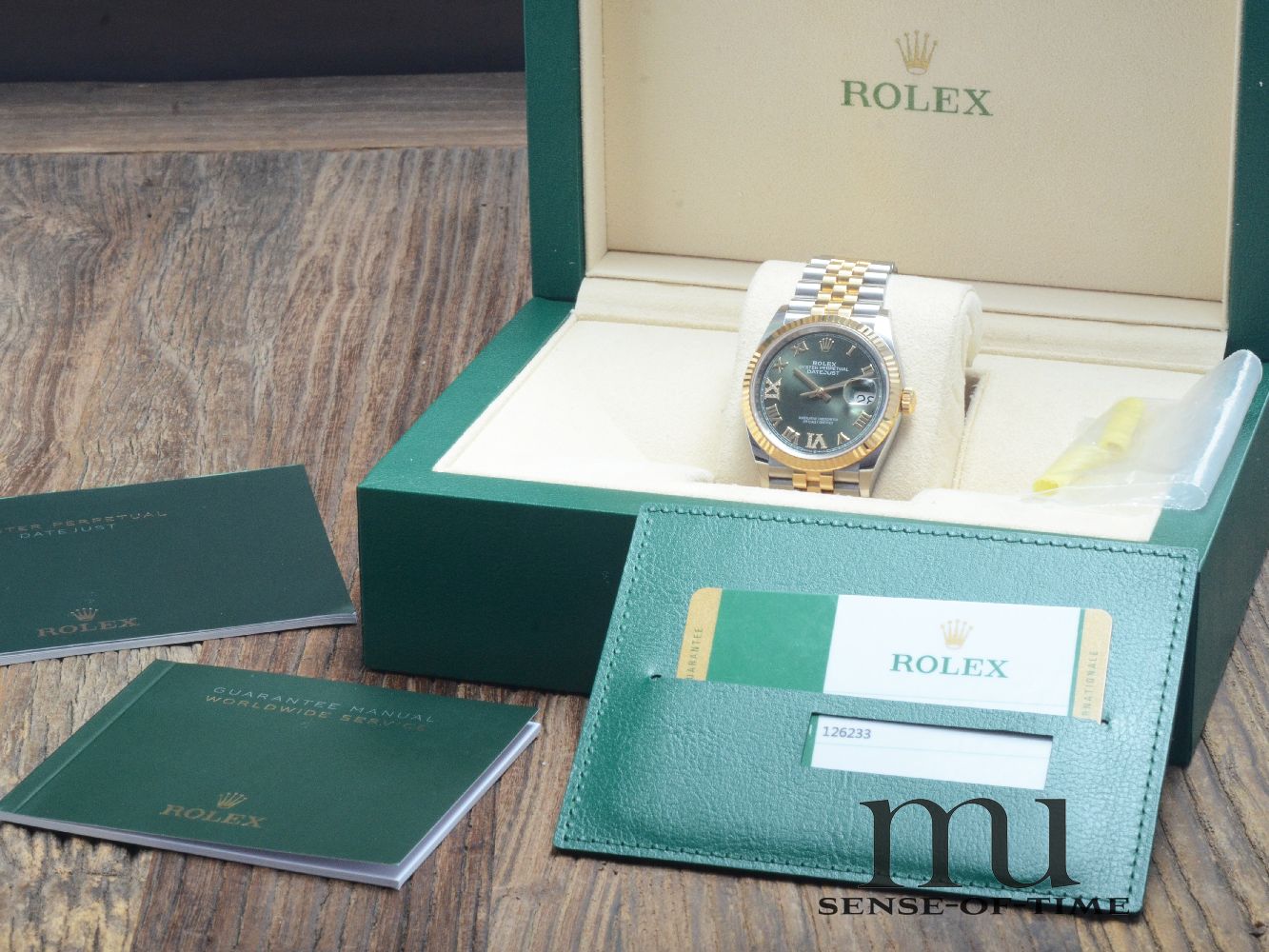 Rolex Datejust Olive Diamond Dial Jubilee-Bracelet, Ref: 126233
