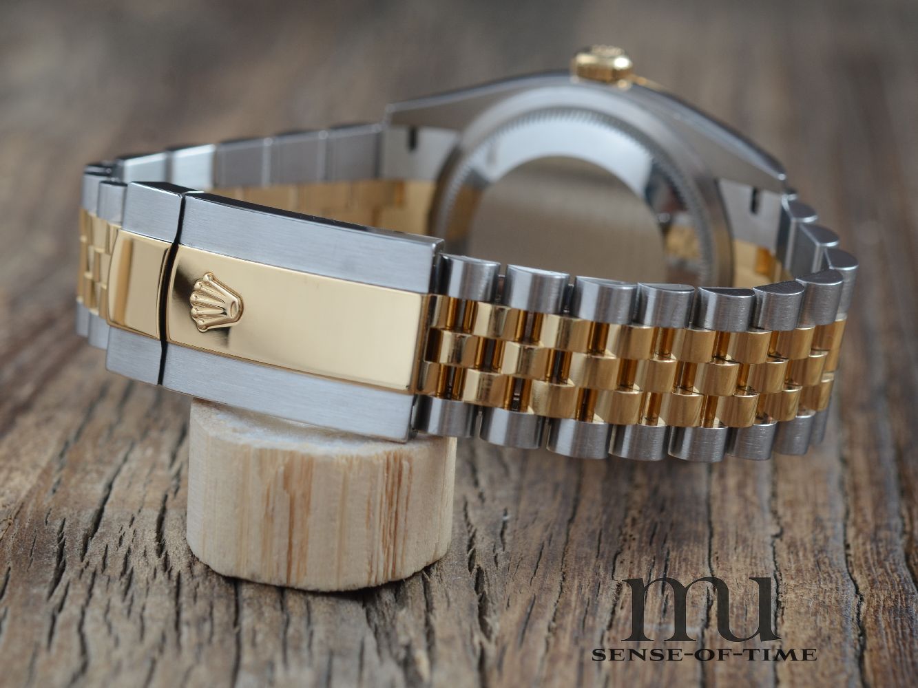 Rolex Datejust Olive Diamond Dial Jubilee-Bracelet, Ref: 126233