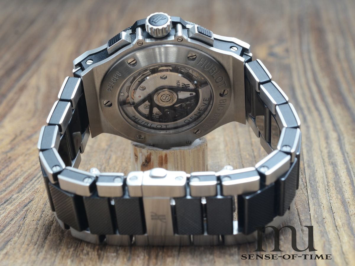 Hublot Big Bang Aero Bang Chronograph mit Keramikband