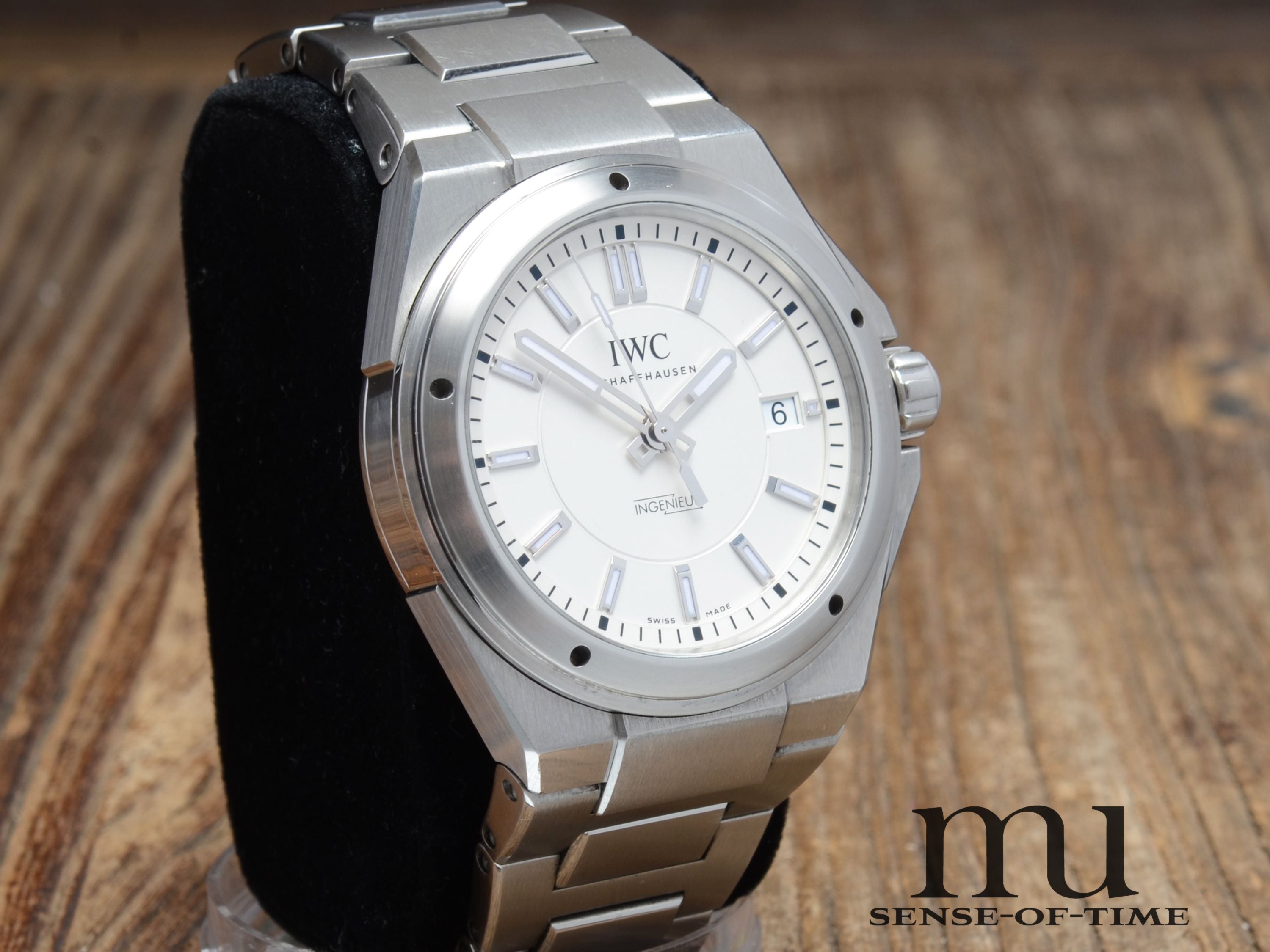 IWC Ingenieur Automatik, IW323904