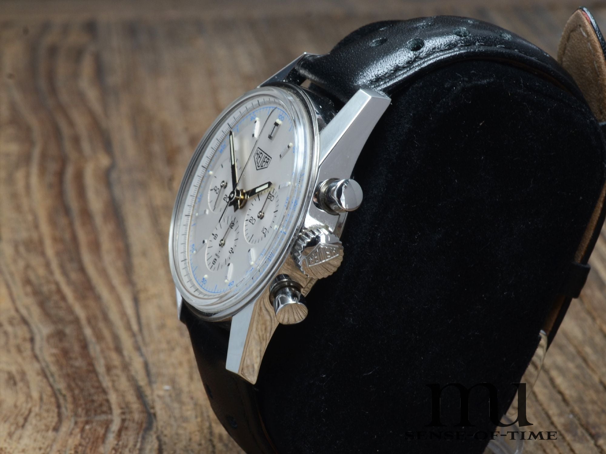 Heuer Carrera 1964 Re-Edition Lemania Handaufzug Full Set