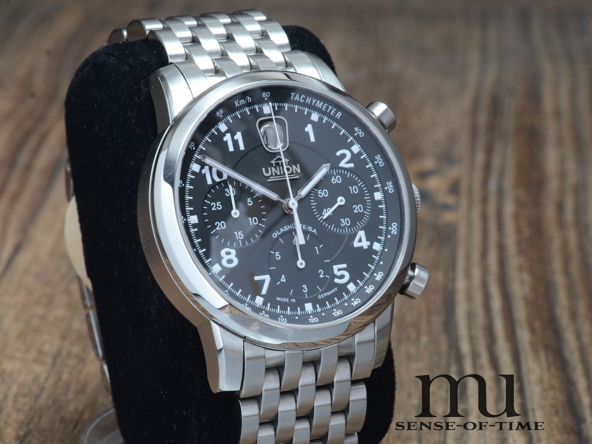 Union Glashütte Fliegerchronograph mit Stahlband Cal. 26