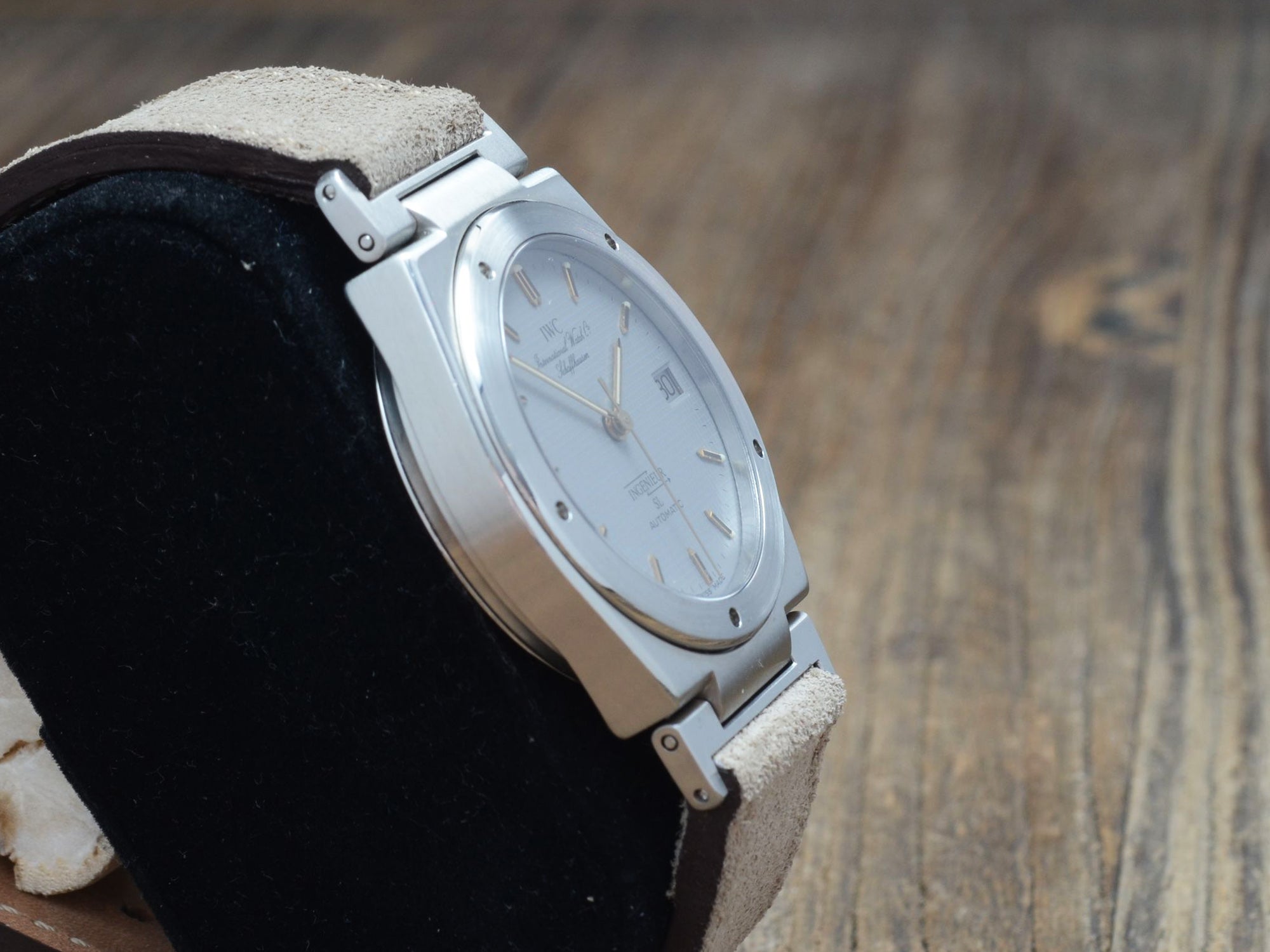 IWC Skinny Ingenieur SL Automatik Millimeter Dial