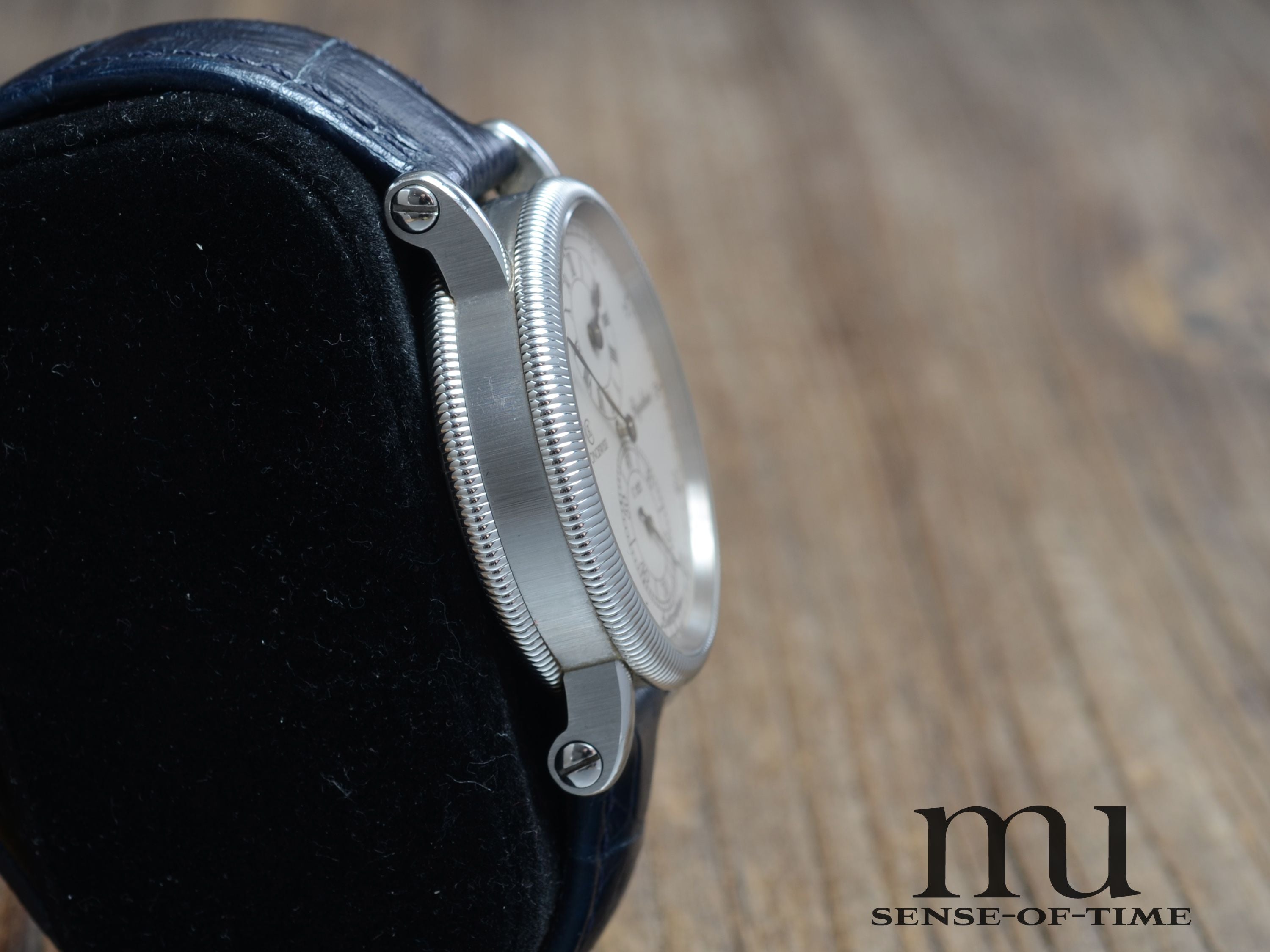 Chronoswiss Regulateur Stahl Medium, Ref.: CH1223M