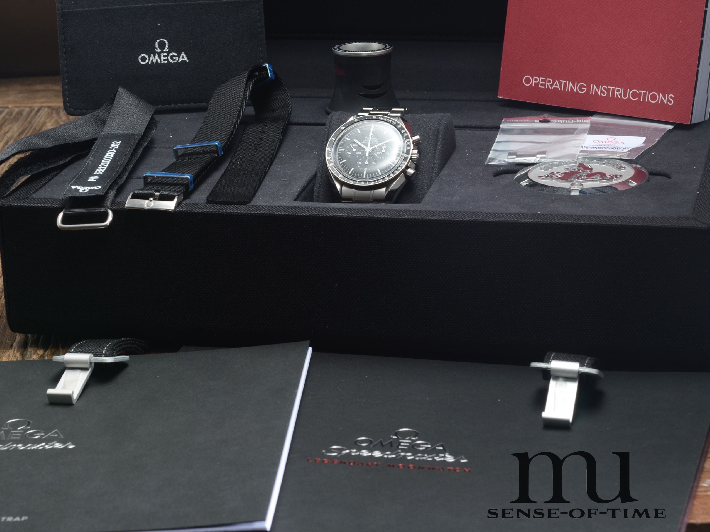 Omega Speedmaster Professional Moonwatch, NEU, Ref.: 311.30.42.30.01.005