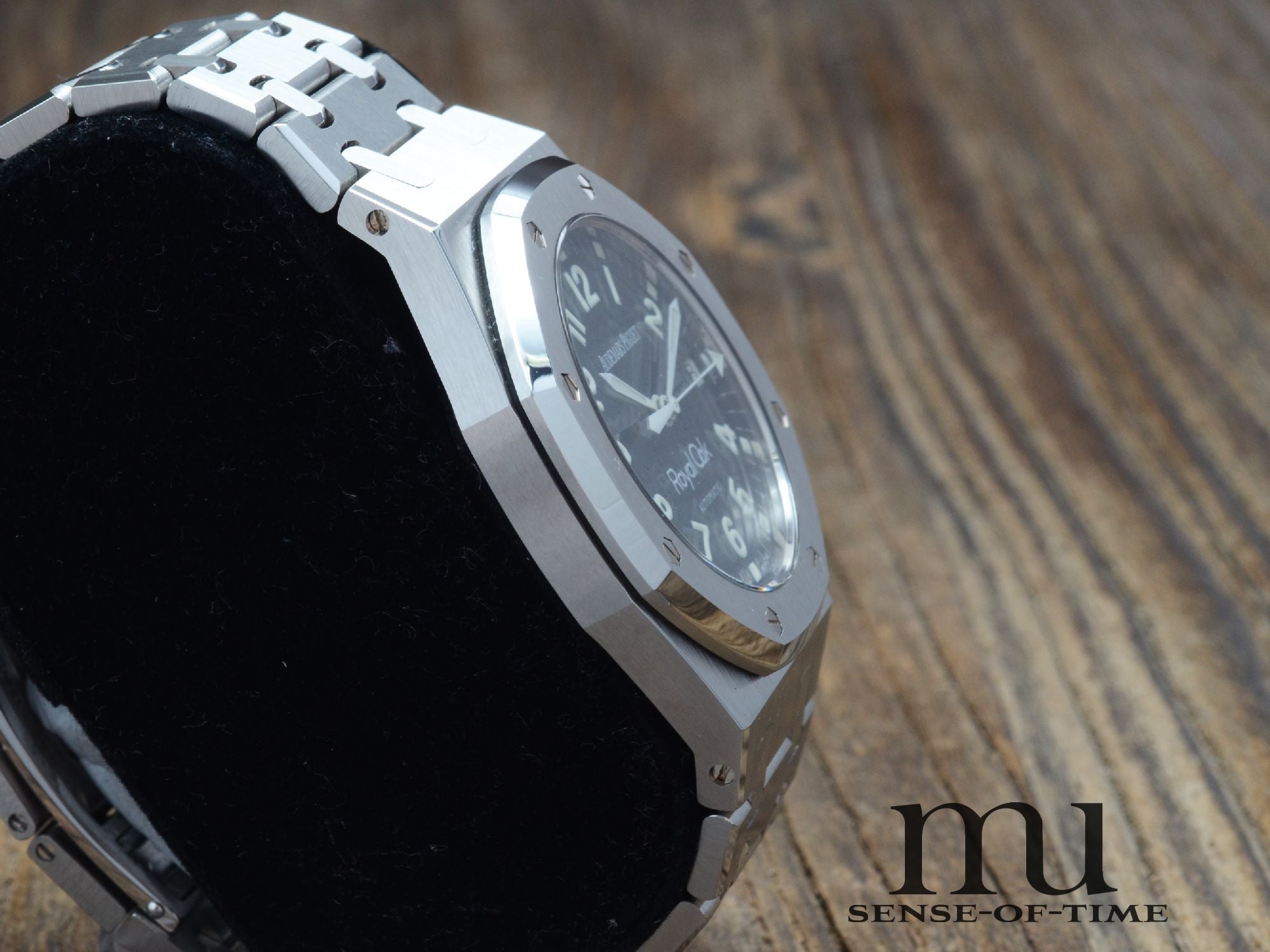 Audemars Piguet Royal Oak Ref.: 14790 Military Dial, real NOS
