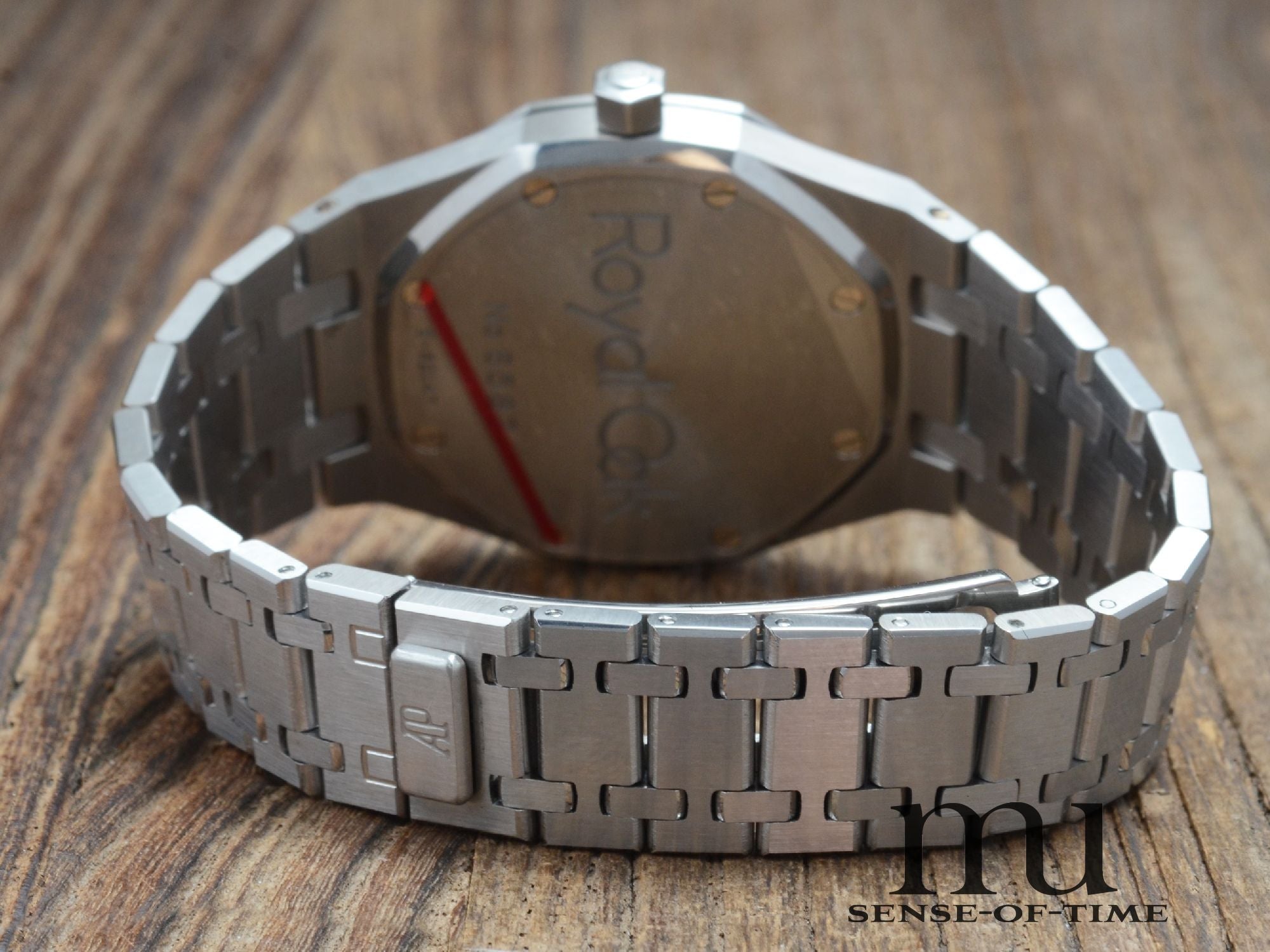 Audemars Piguet Royal Oak Ref.: 14790 Military Dial, real NOS