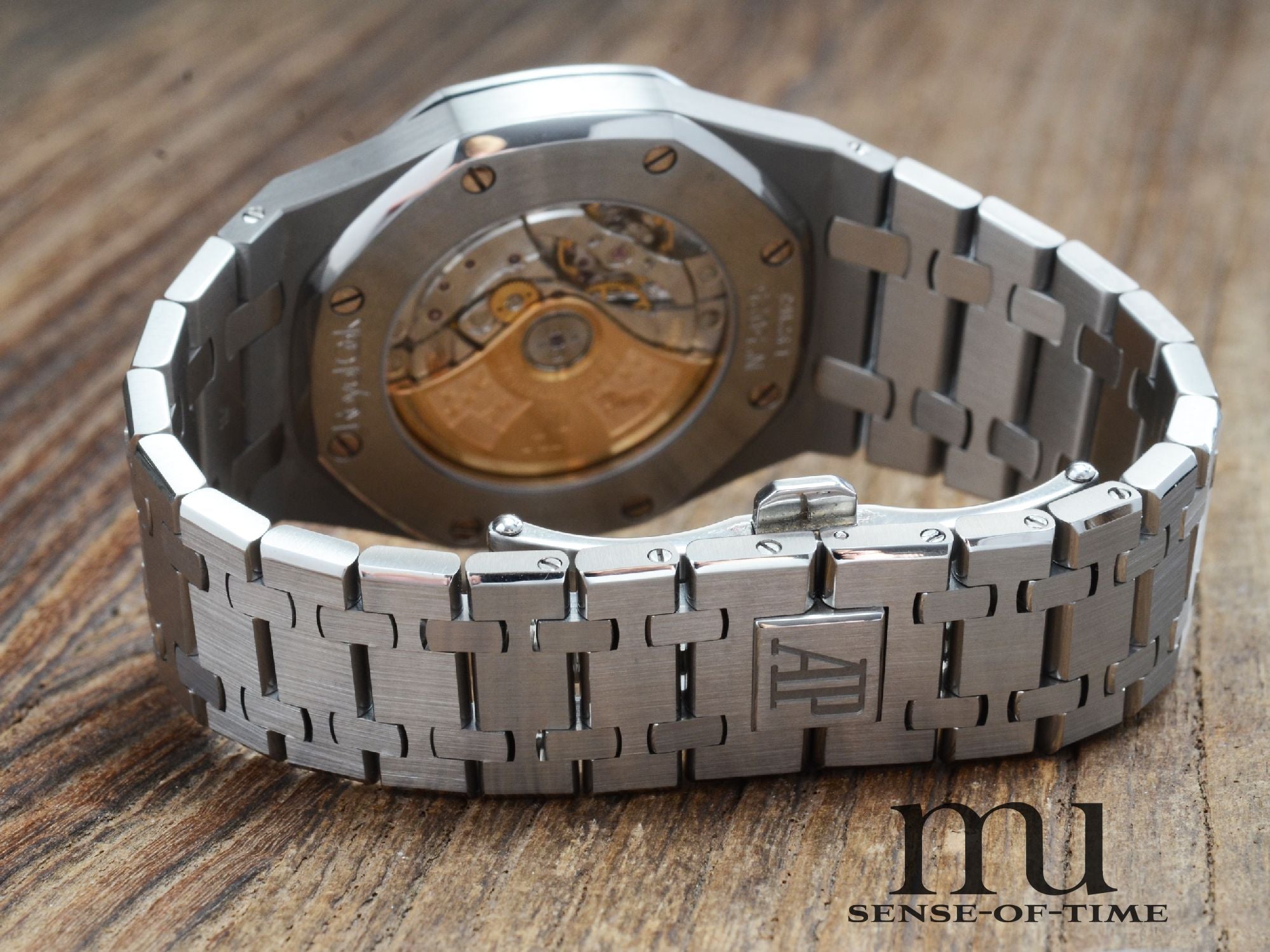 Audemars Piguet Royal Oak Ref.: 15300 Blue Boutique Dial F-Serie