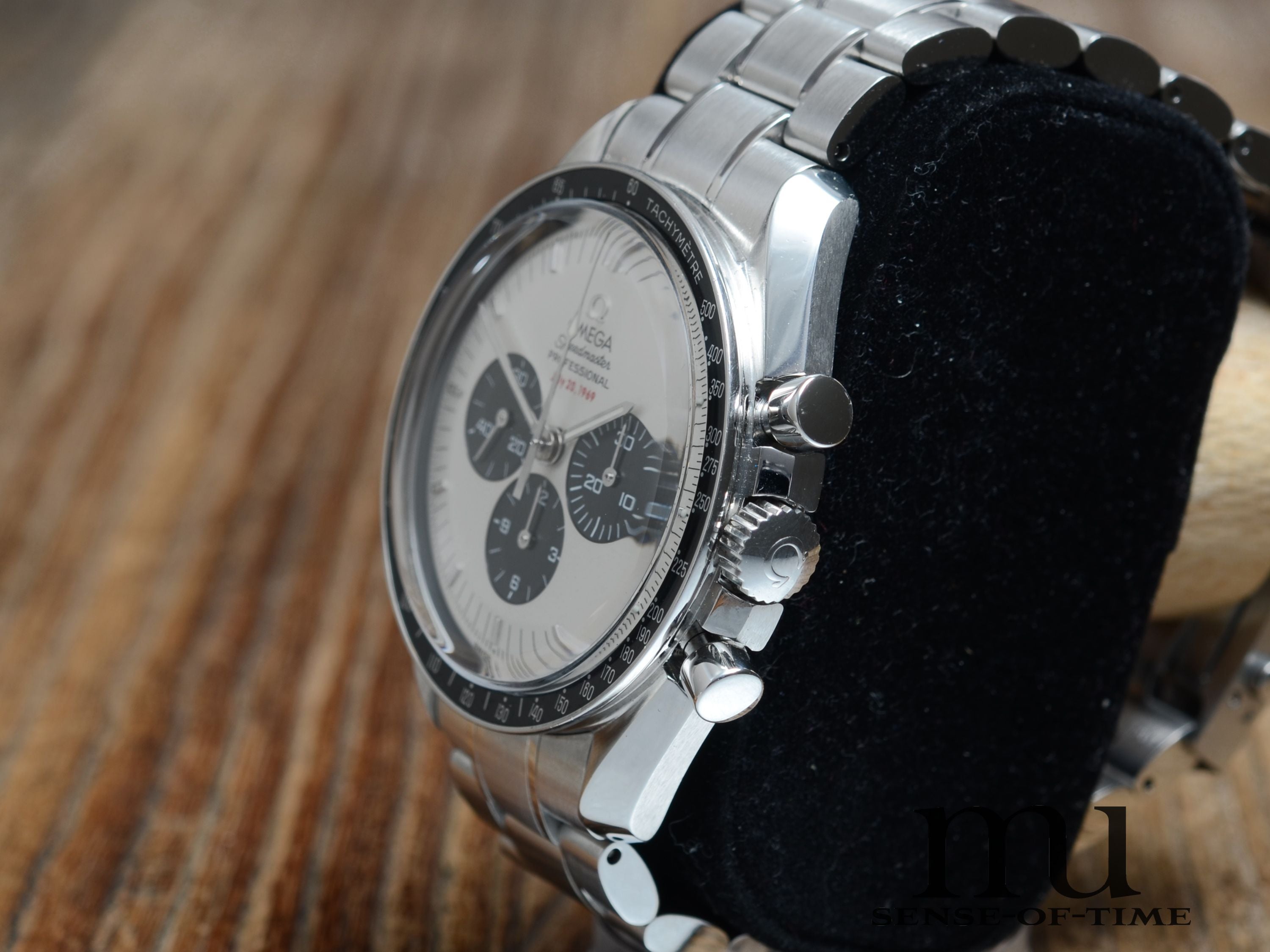 Omega Speedmaster Apollo XI 35th Anniversary Panda Dial Limited Edition, Full Set