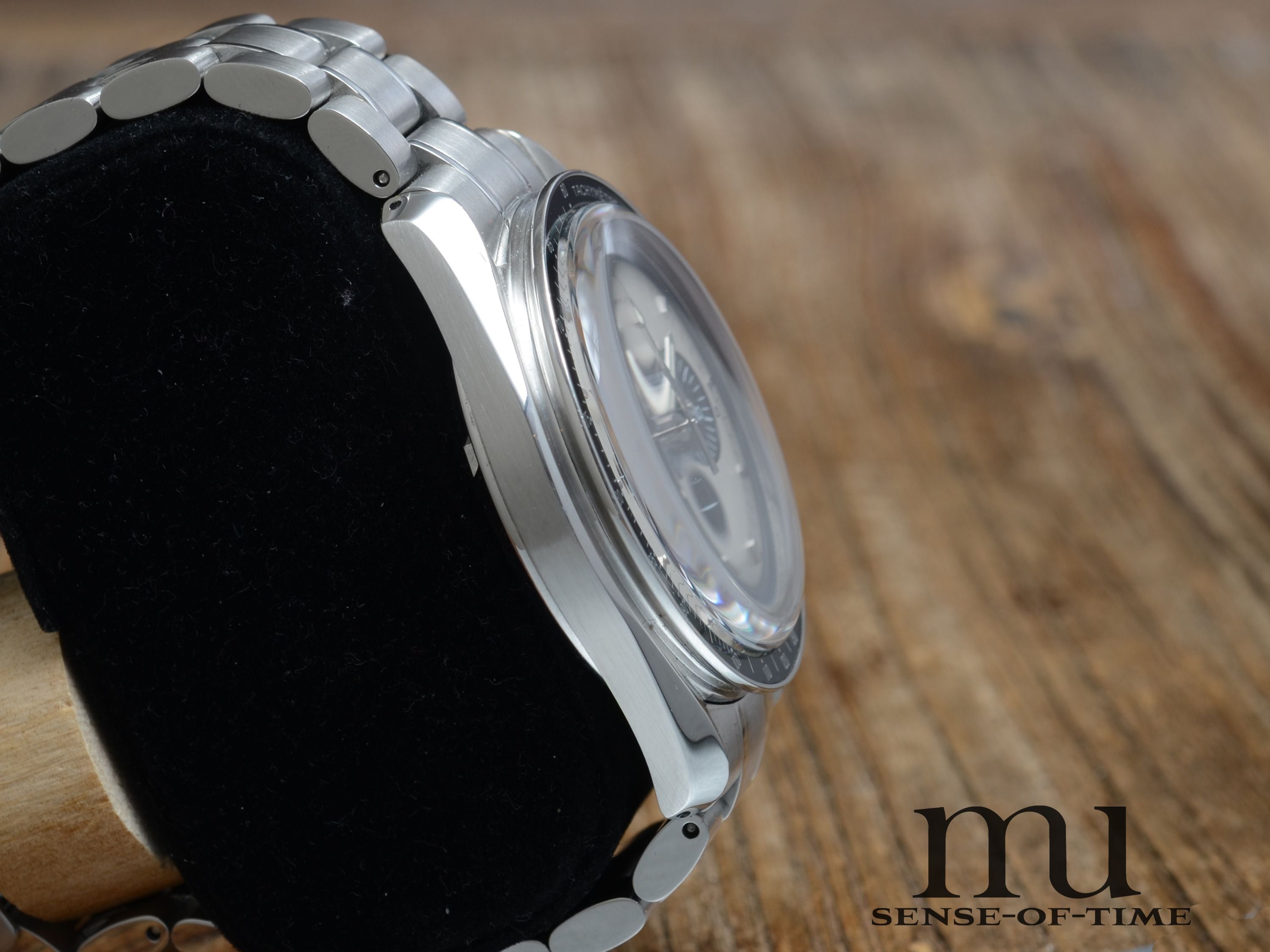 Omega Speedmaster Apollo XI 35th Anniversary Panda Dial Limited Edition, Full Set