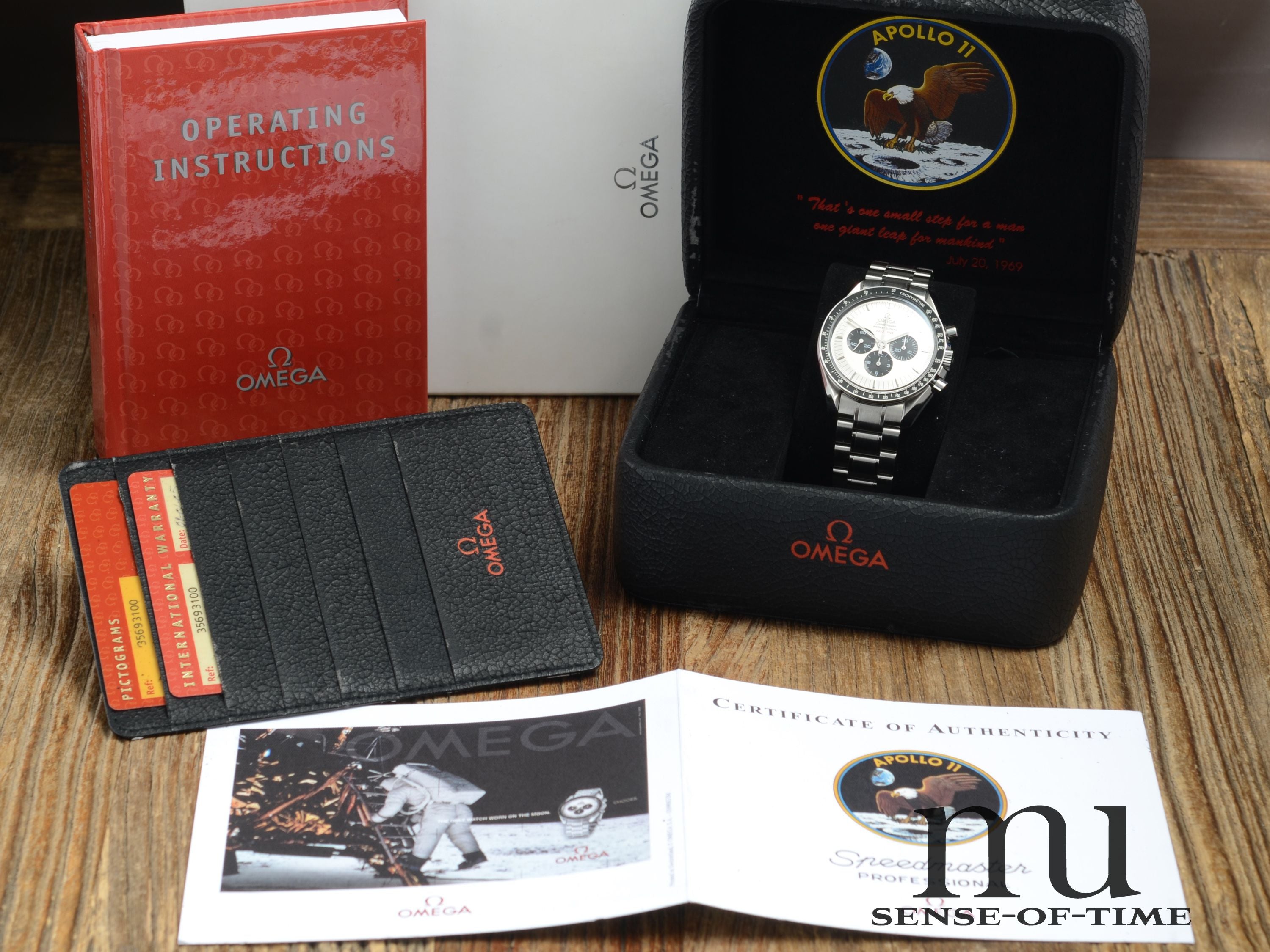 Omega Speedmaster Apollo XI 35th Anniversary Panda Dial Limited Edition, Full Set