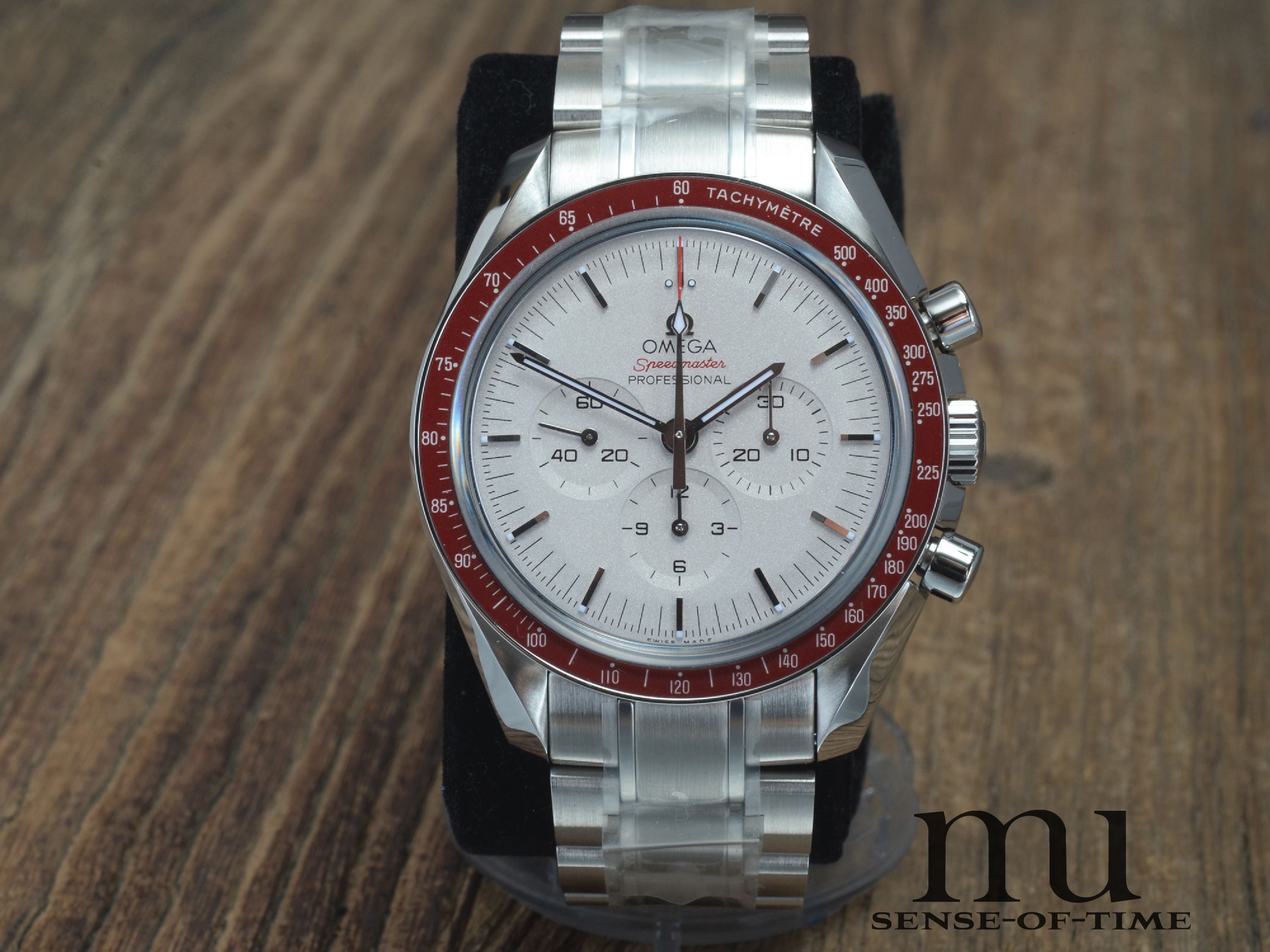 Omega Speedmaster Rising Sun Limited Edition Olympia, neu, Ref.: 522.30.42.30.06.001