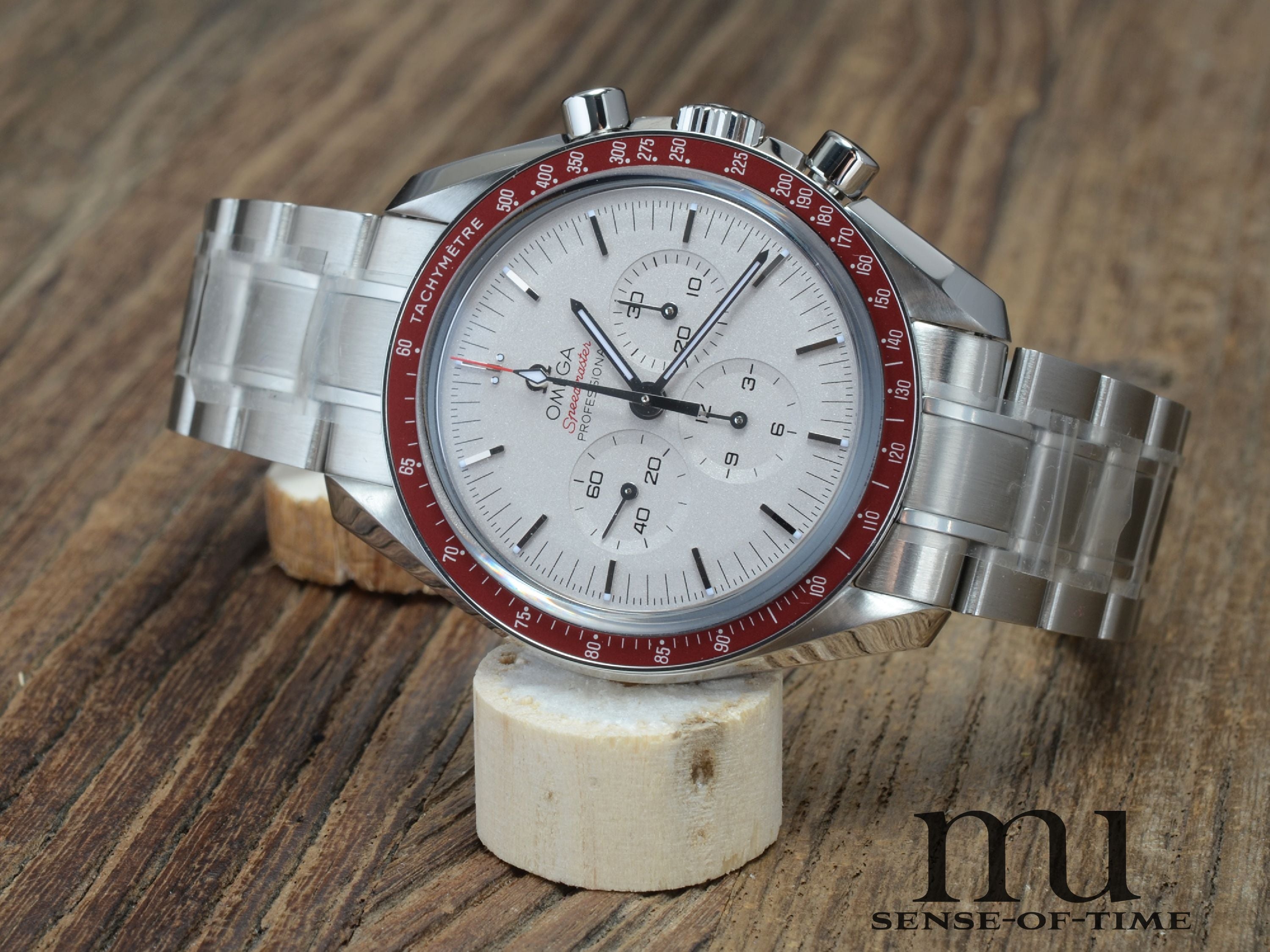 Omega Speedmaster Rising Sun Limited Edition Olympia, neu, Ref.: 522.30.42.30.06.001