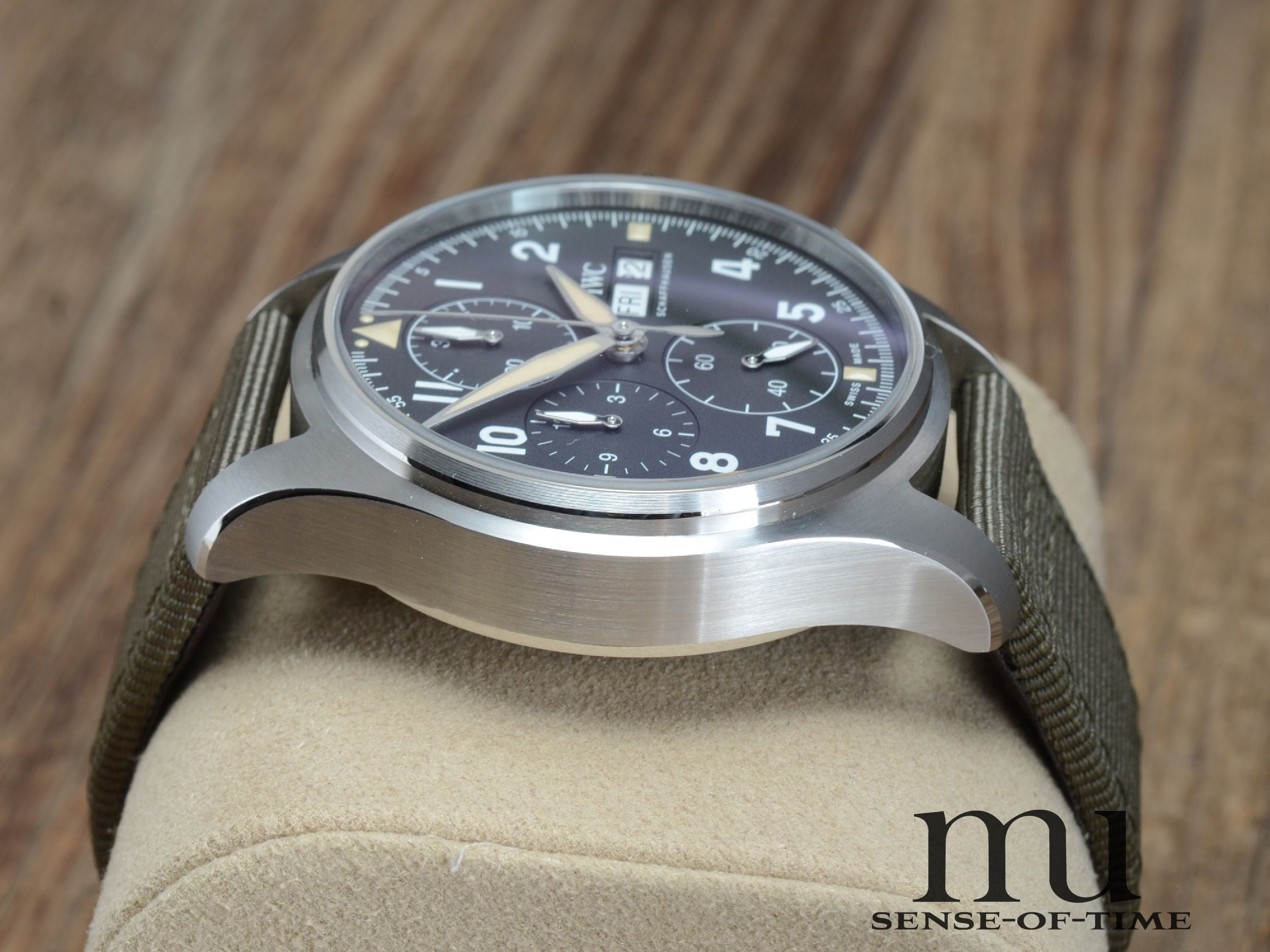 IWC Spitfire Fliegerchronogaph Pilot's Watch, neu