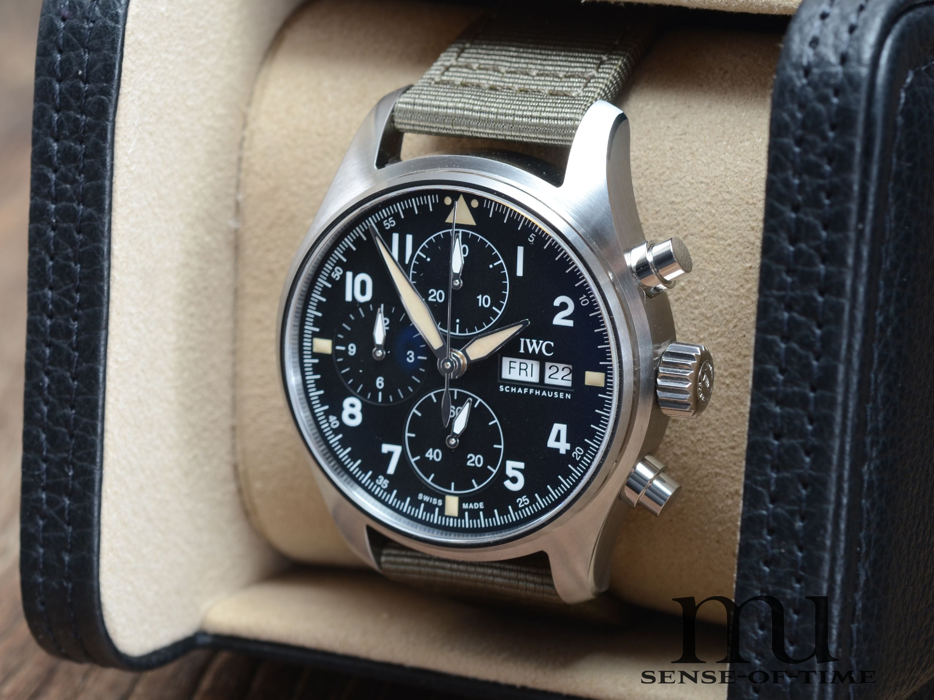IWC Spitfire Fliegerchronogaph Pilot's Watch, neu