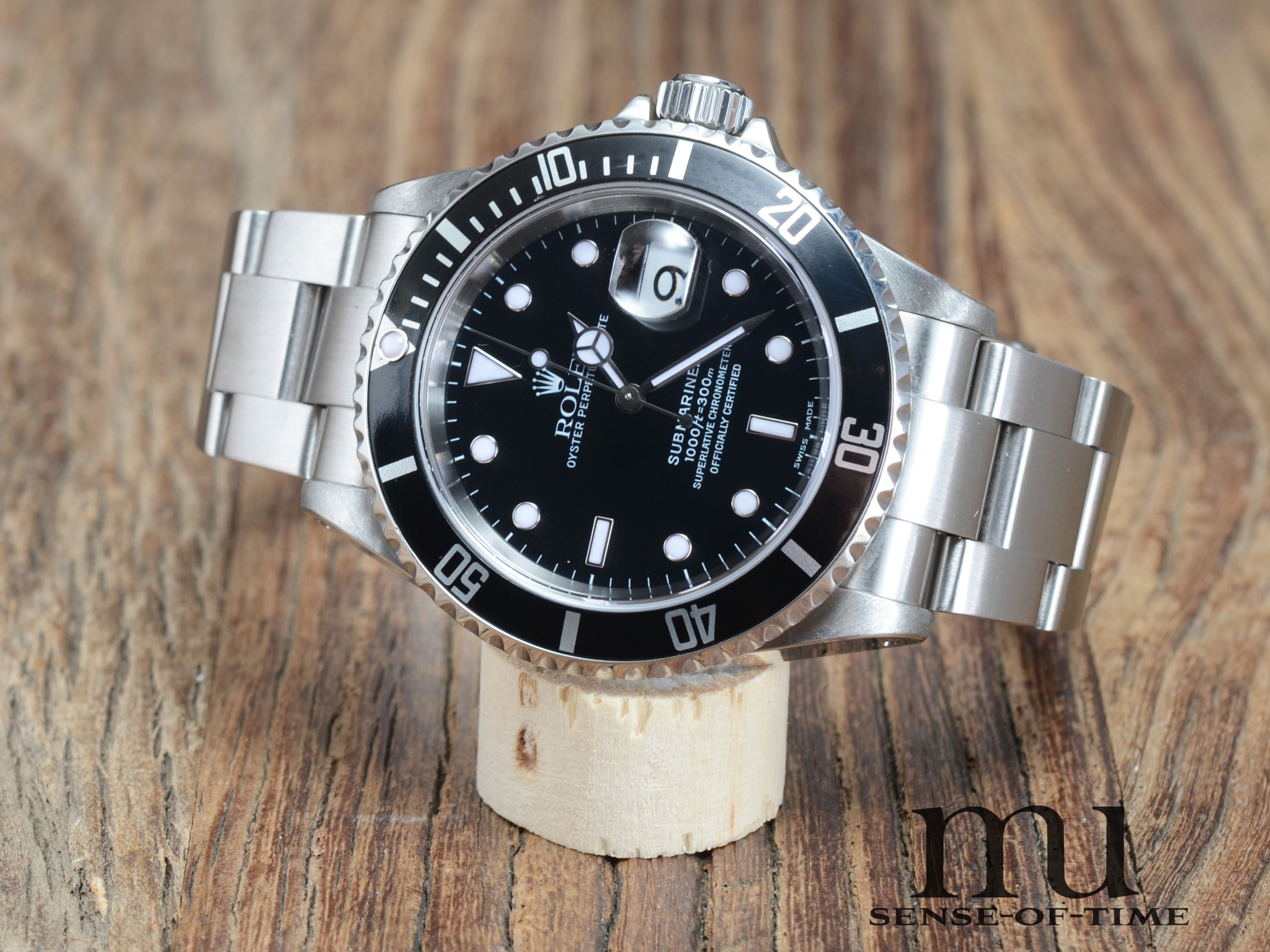 Rolex Submariner Date 16610LN, Rolex Service 12/2020, LC100, SEL