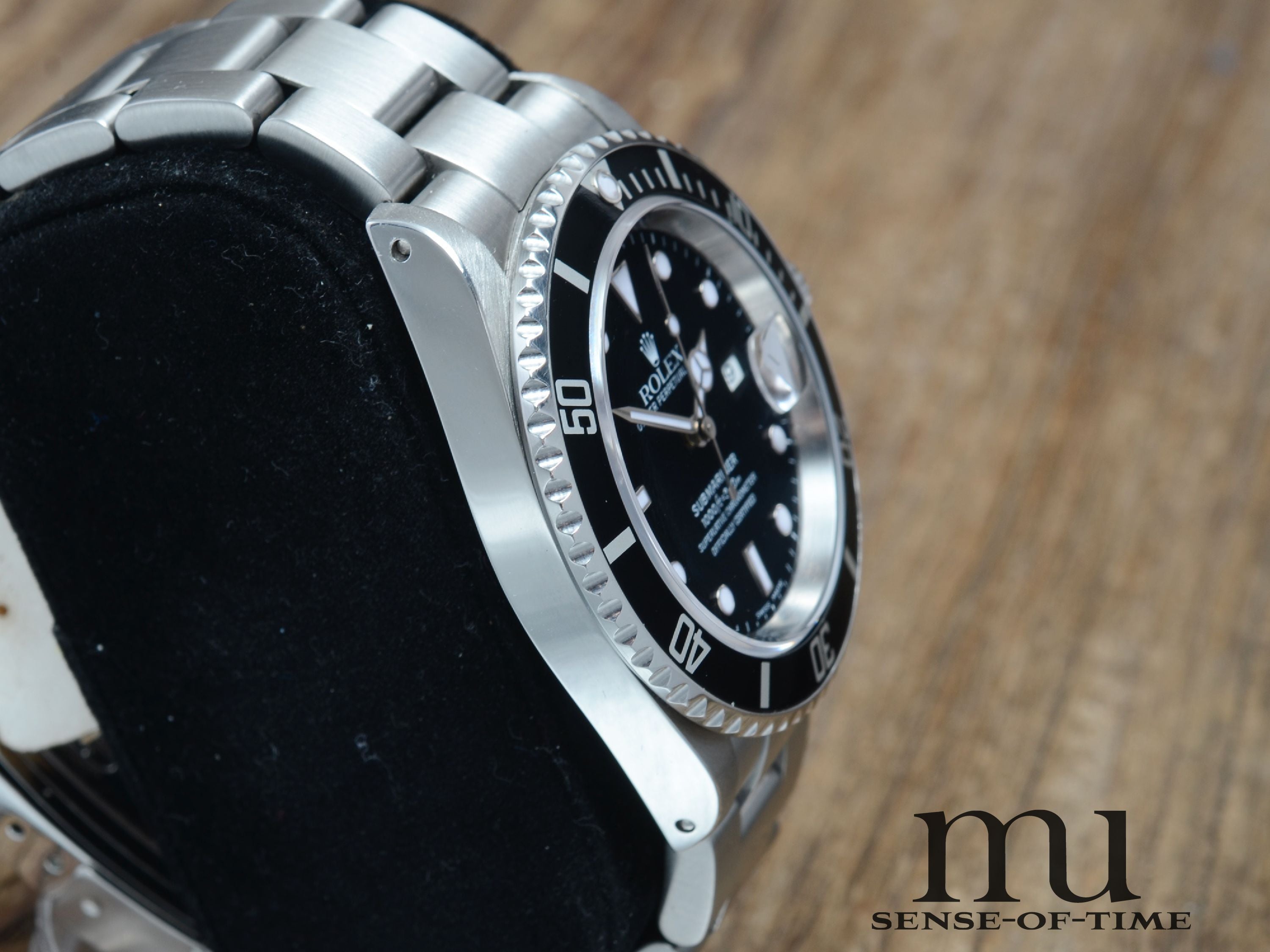 Rolex Submariner Date 16610LN, Rolex Service 12/2020, LC100, SEL