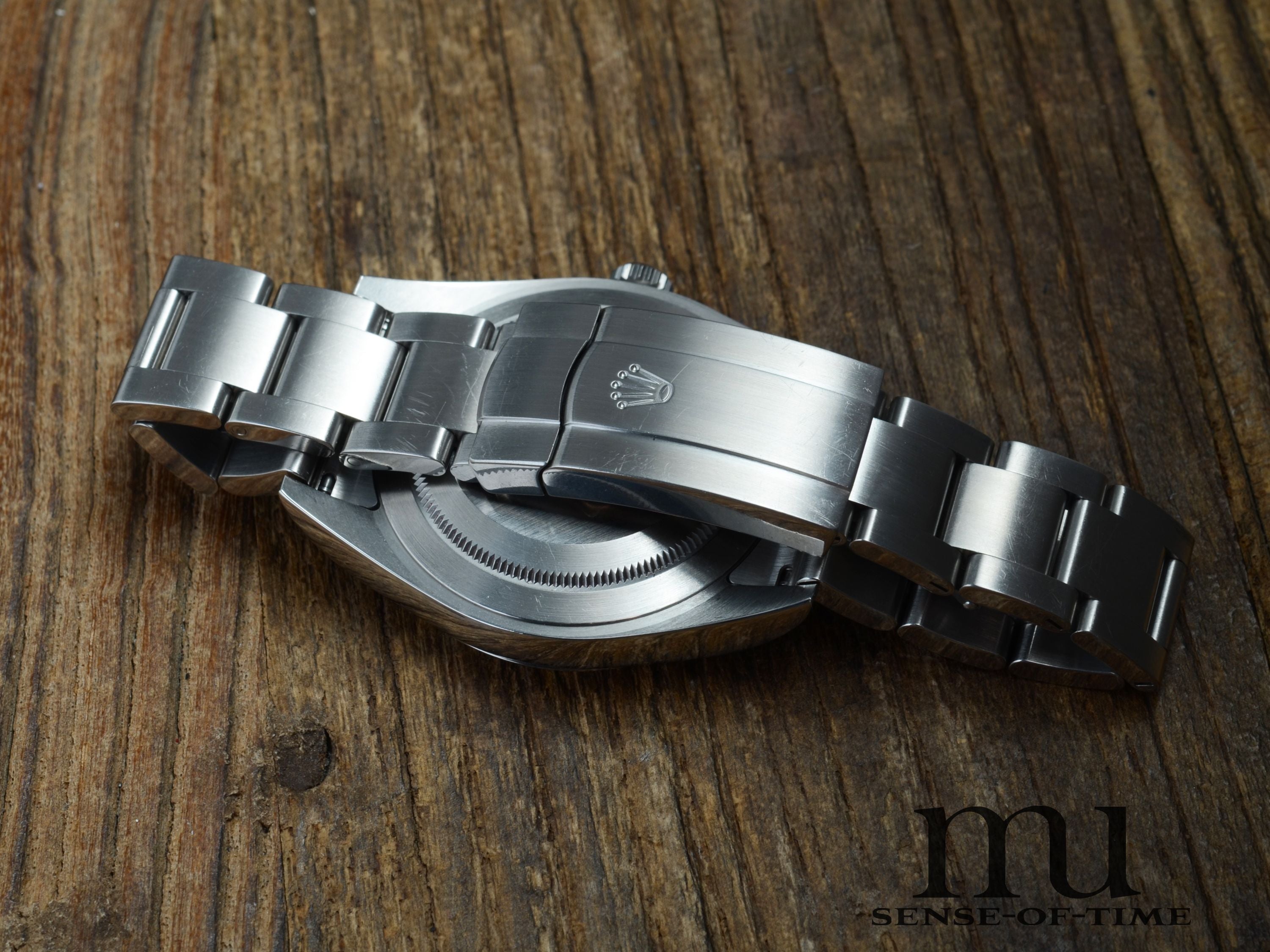 Rolex Oyster Perpetual 39mm, Weißes Zifferblatt, Ref. 114300